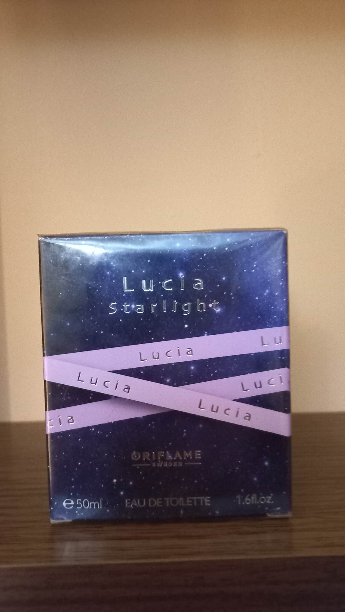 Oriflame Lucia Starlight.