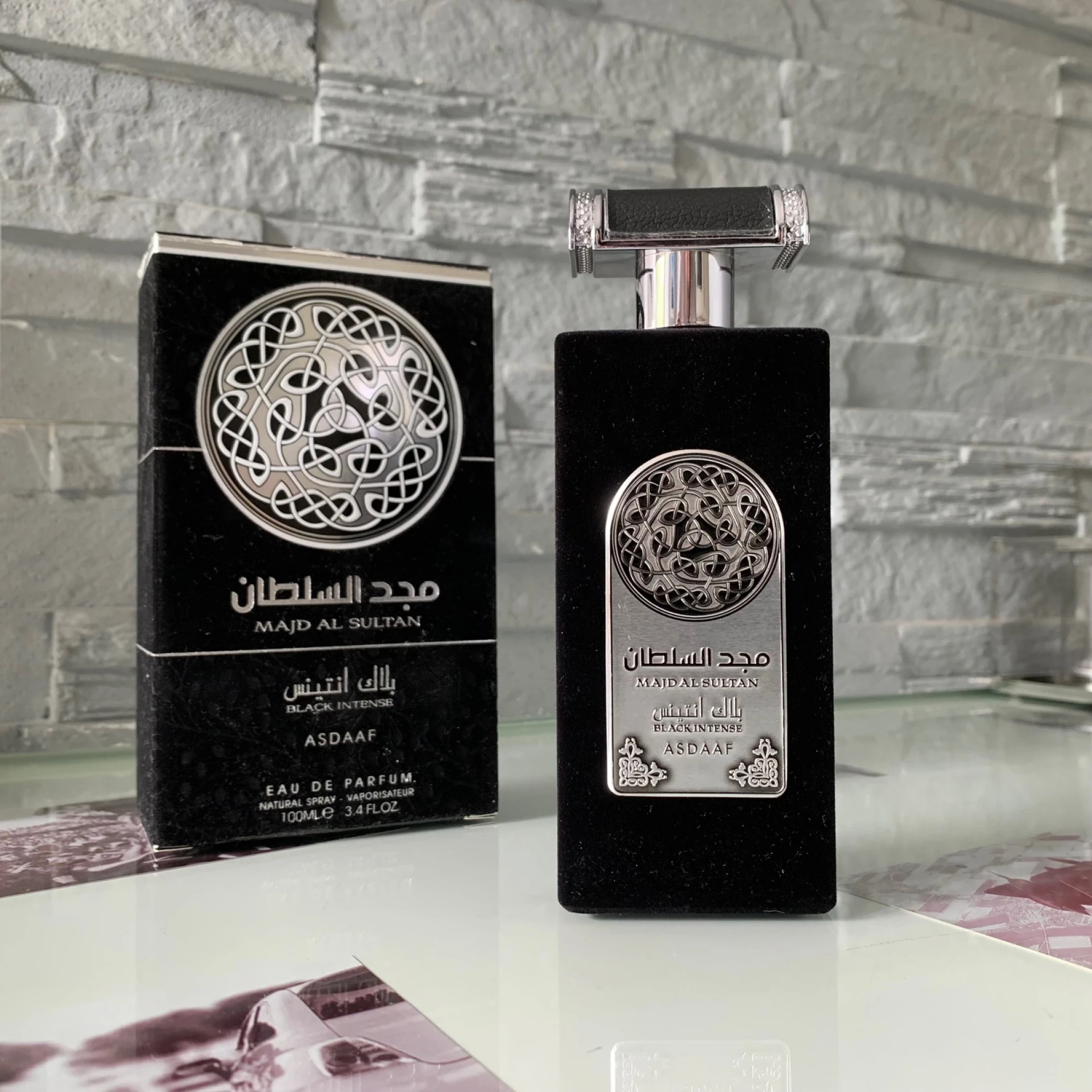 Lattafa Asdaaf Majd Al Sultan Black Intense EDP (D&G The One Luminous Night klón) fújósok