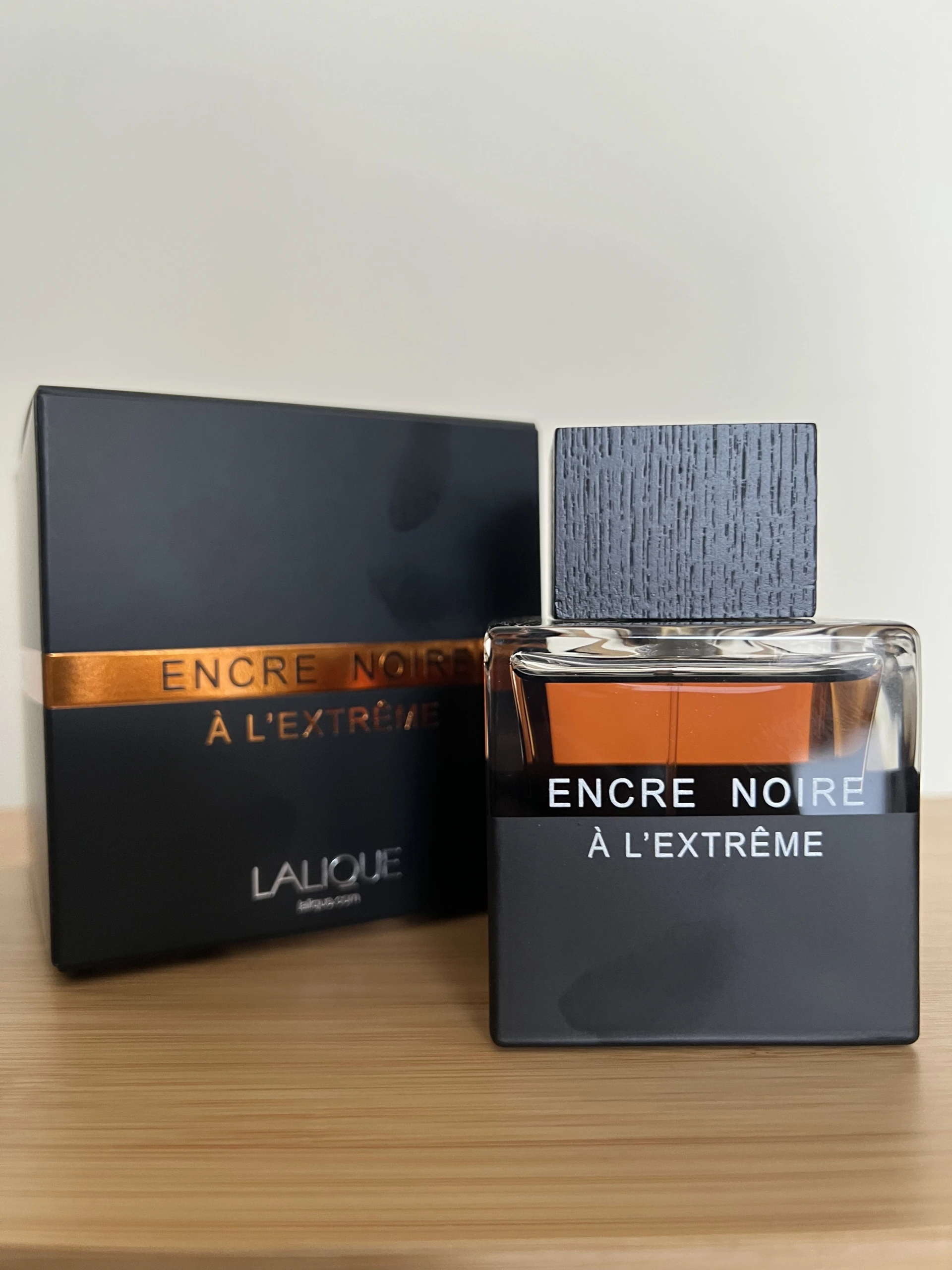 Lalique Encre Noire A L'Extreme