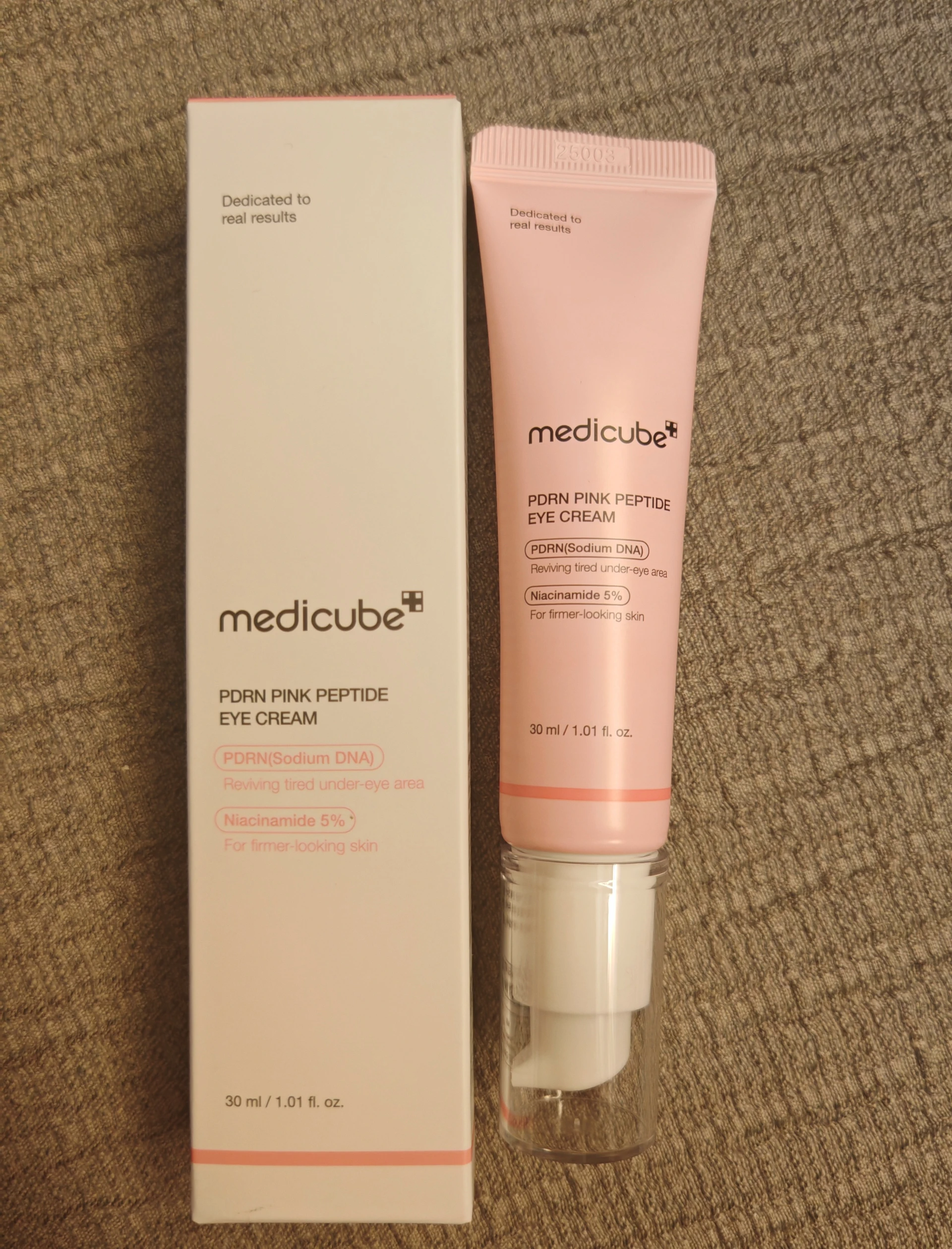 Medicube PDRN pink peptide eye cream