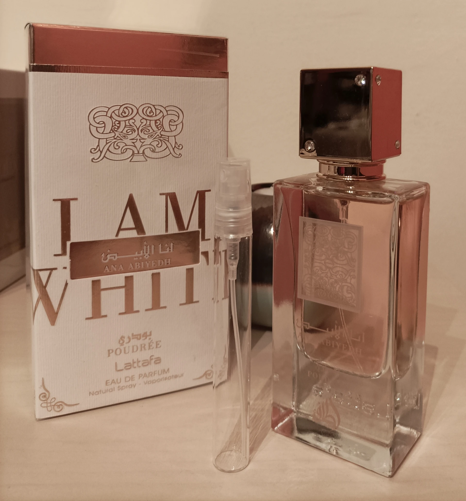 Lattafa Ana Abiyedh Poudree EDP'