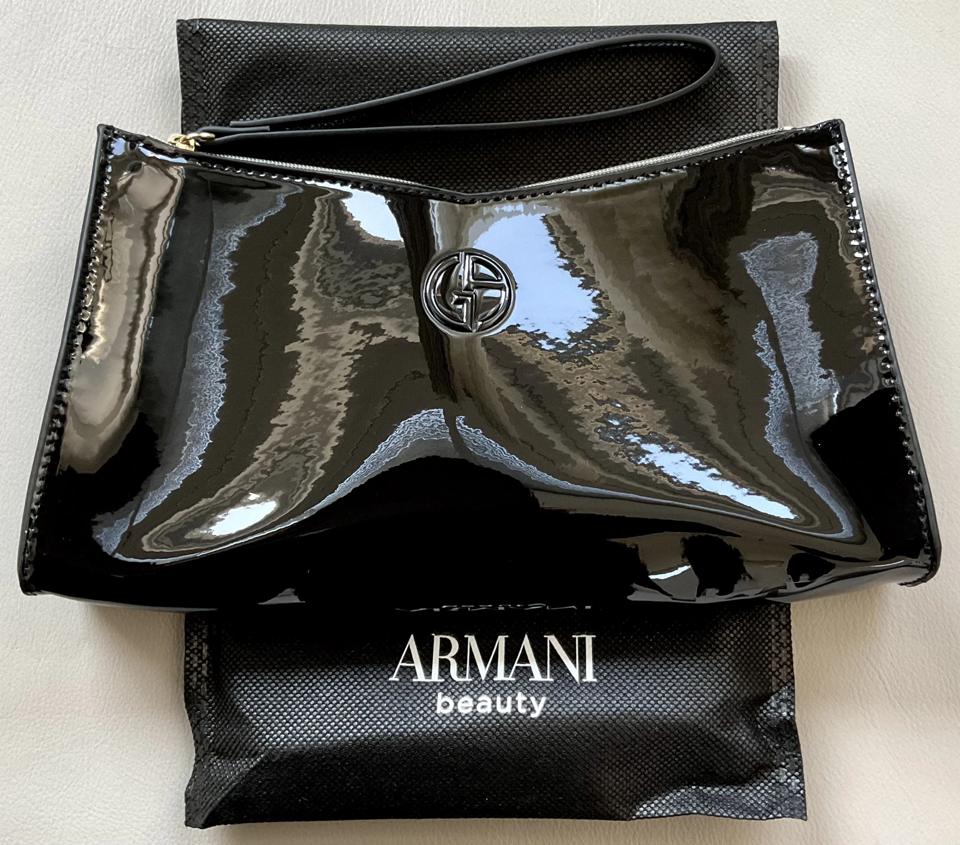 Armani Beauty Black Evening Pouch/neszesszer