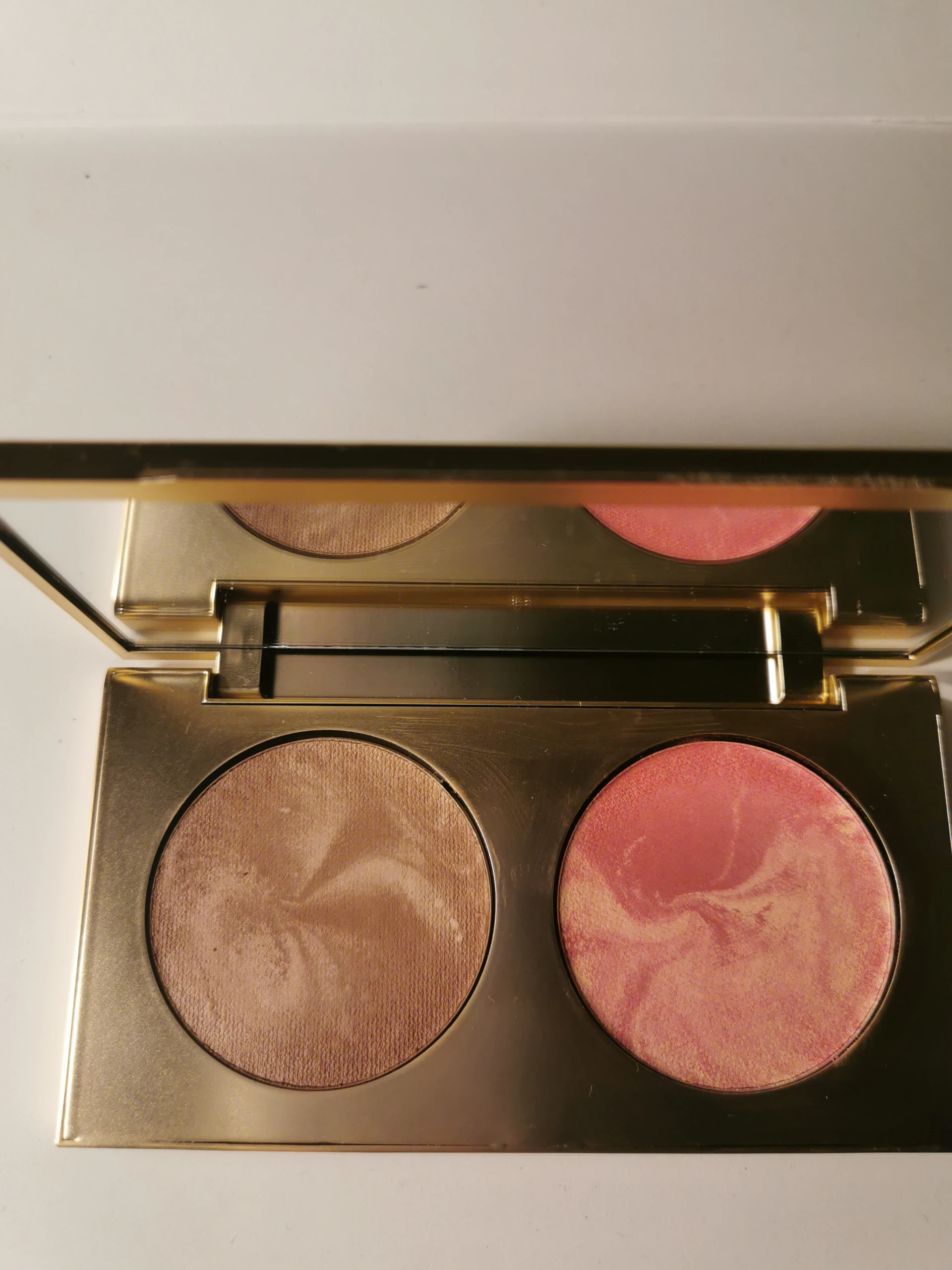 Naj Oleari Plush Crush Face Palette Kontúr és Pirosító