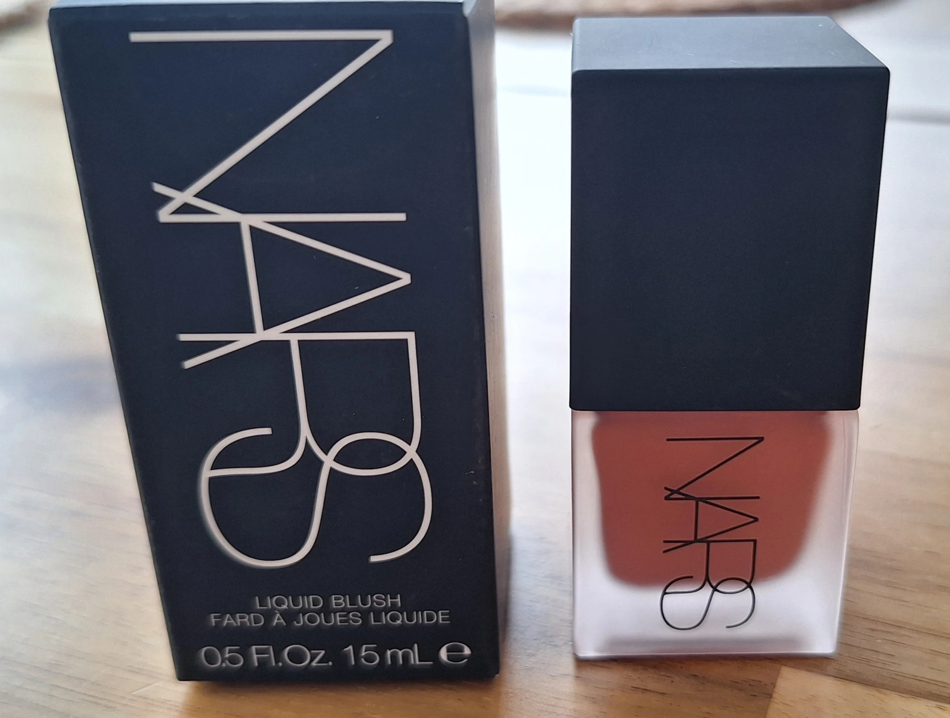 Nars liquid blush pirosító