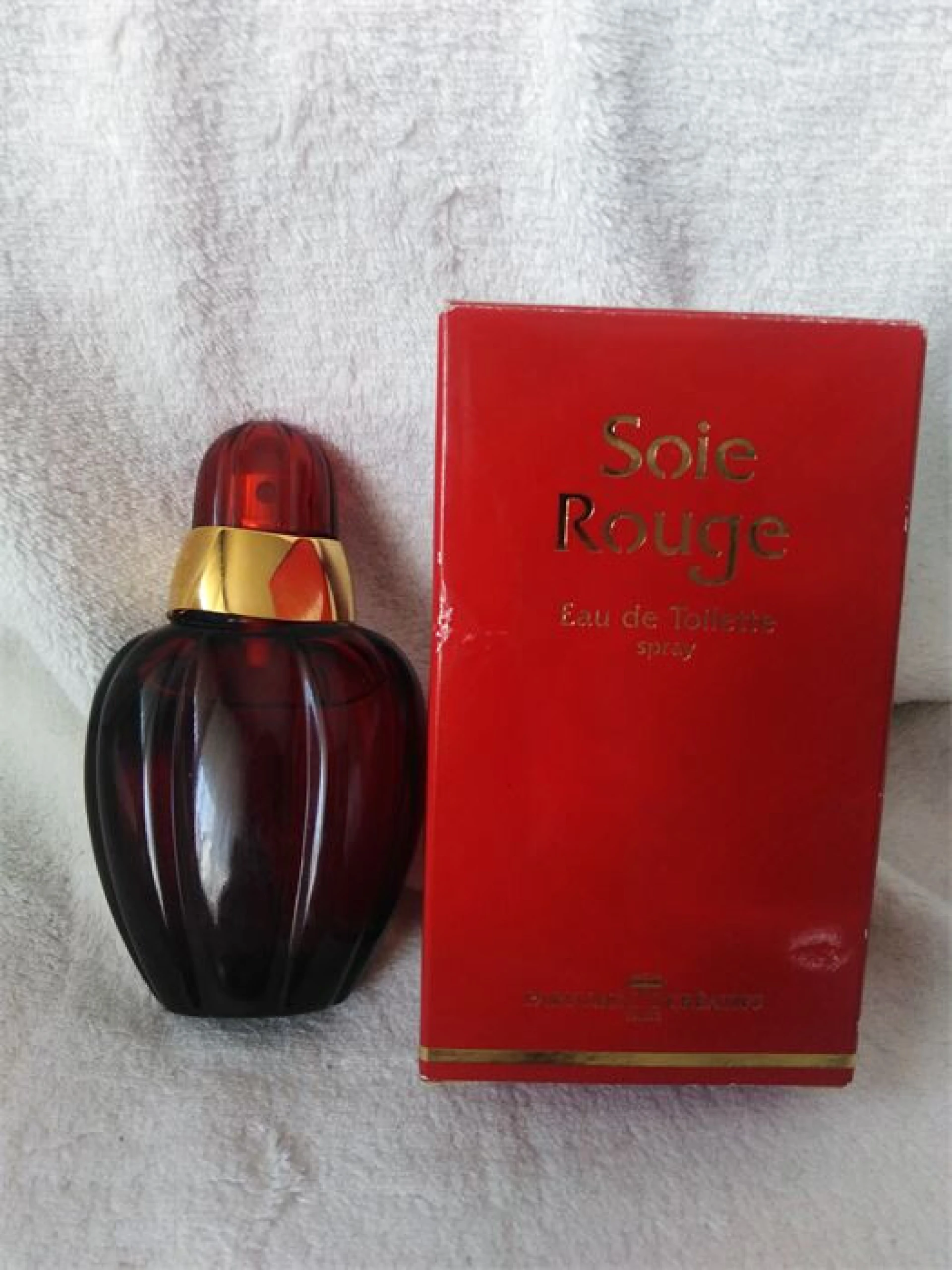 Nagyon Ritka! Avon Soie Rouge parfüm eladó