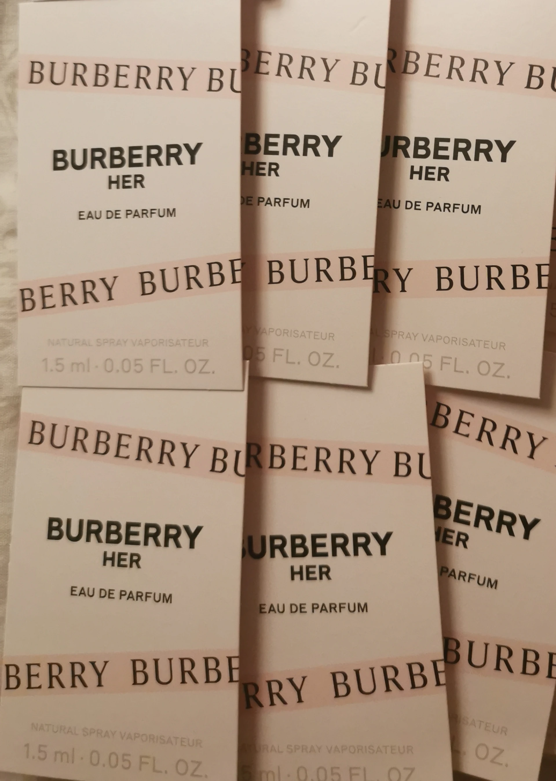 Burberry Her EDP illatminta 6 db