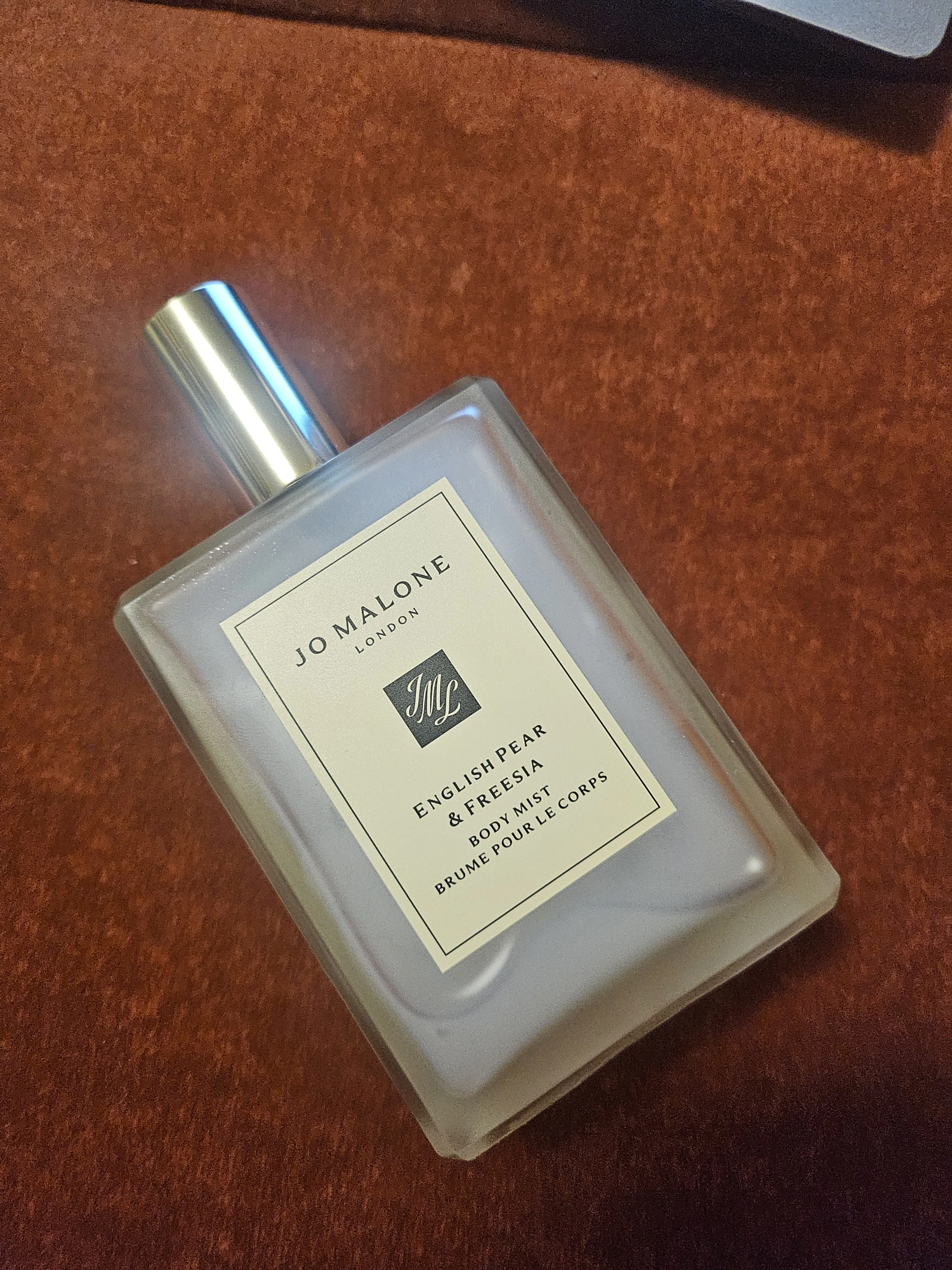 Jo Malone English Pear and Fresia Body mist