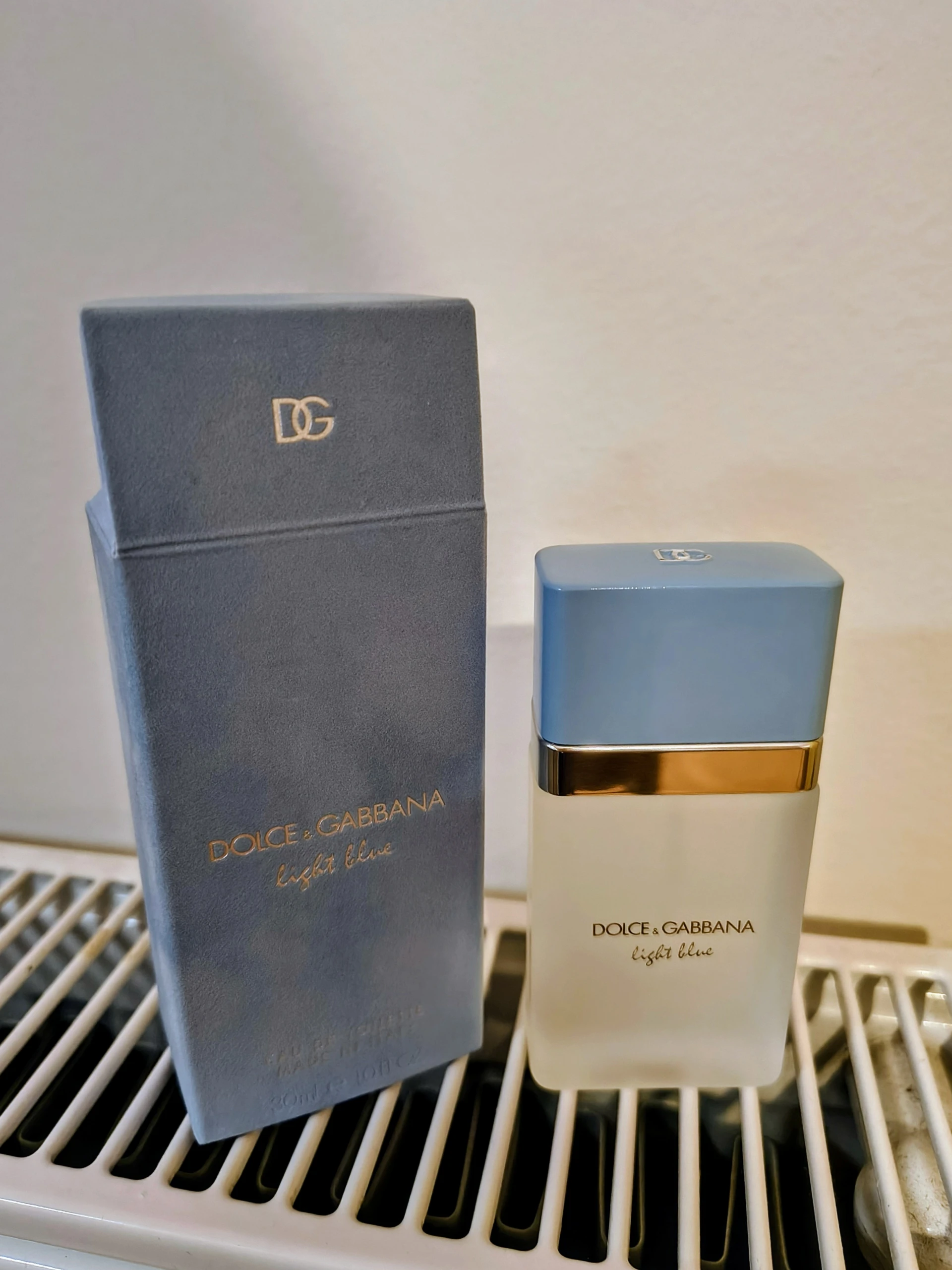 D&G Light blue