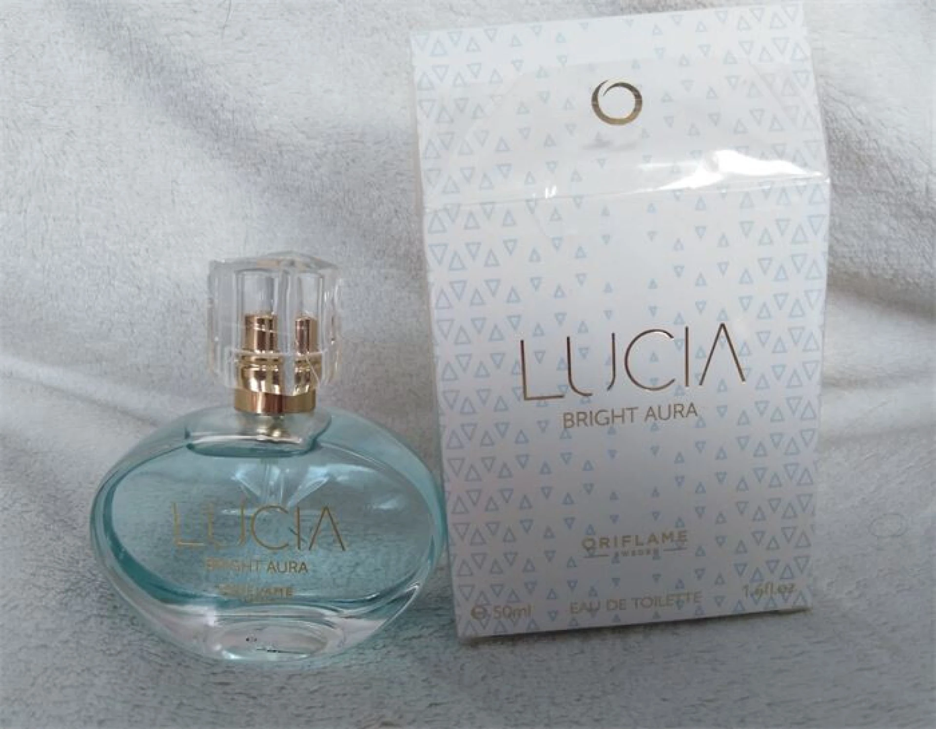 Oriflame Lucia Bright Aura parfüm eladó