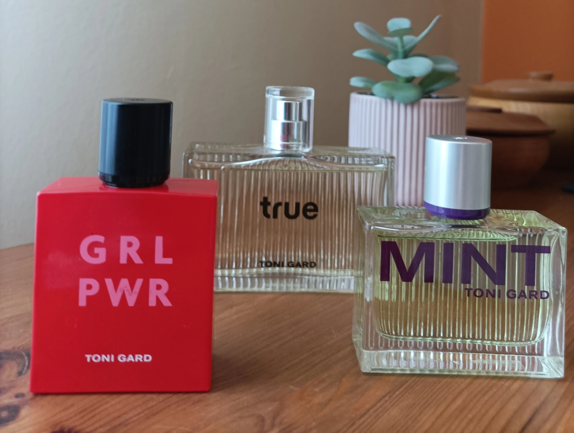 Toni Gard GRL PWR EDP'
