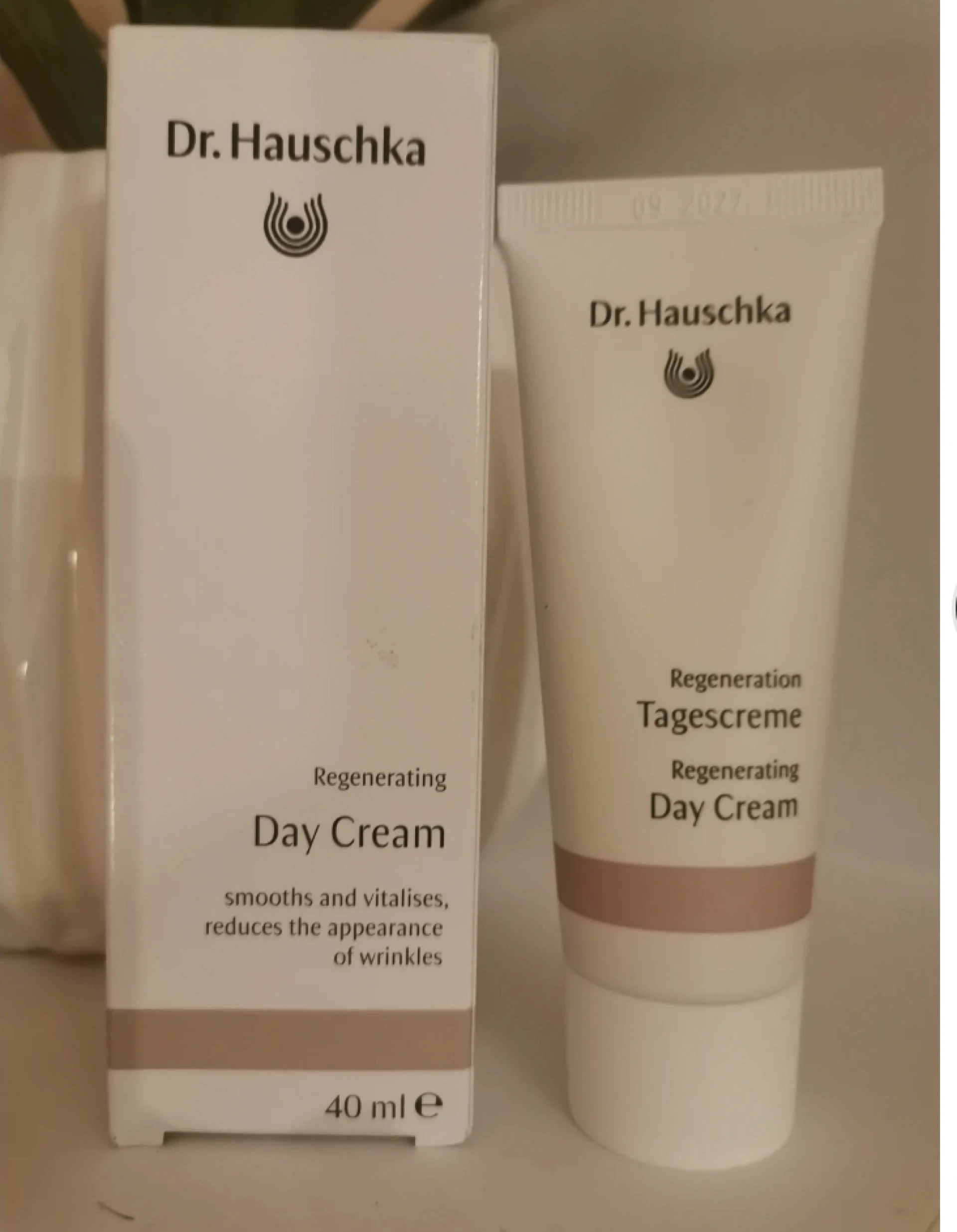 Dr. Hauschka Regeneráló Nappali Krém