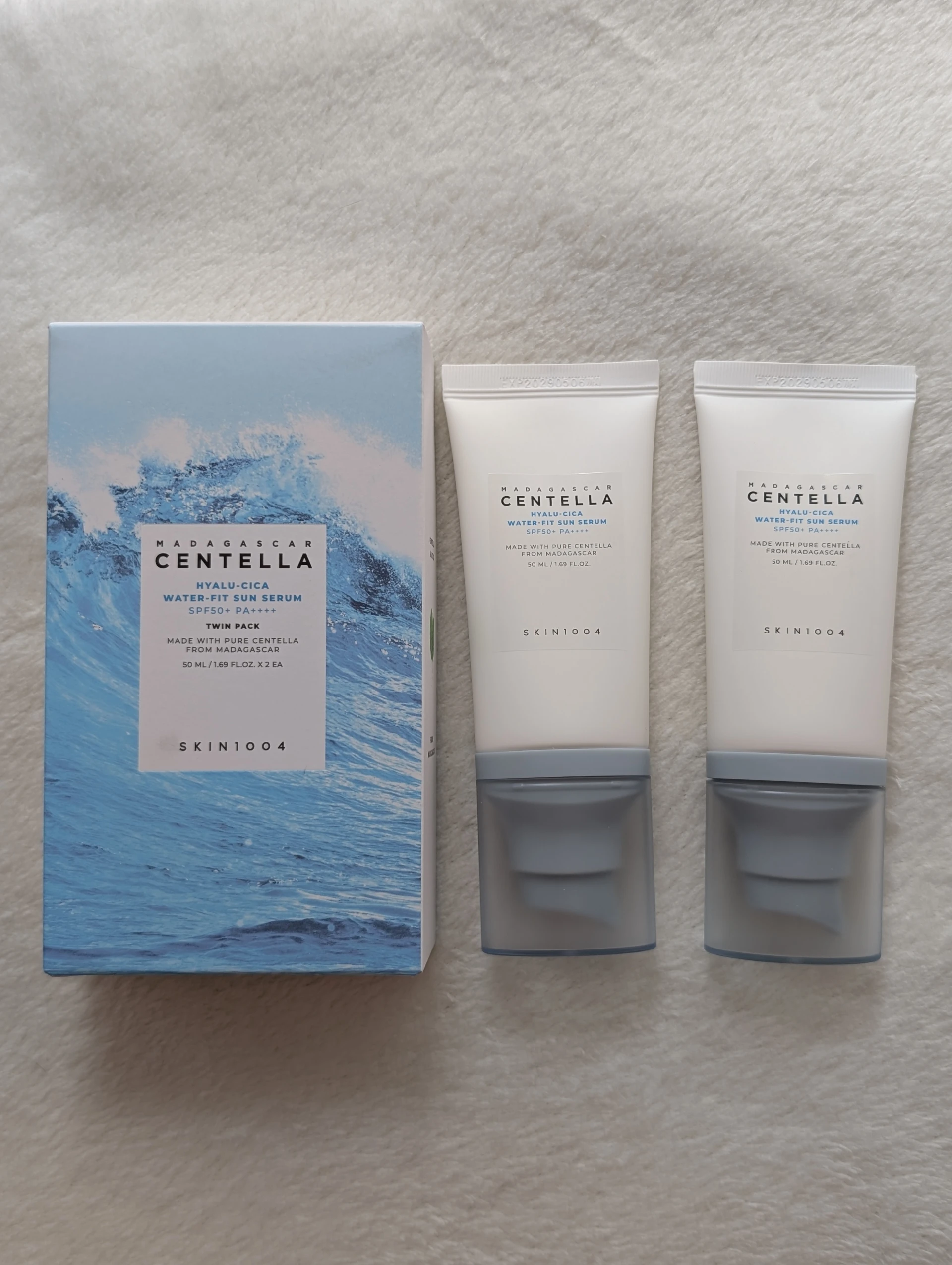 SKIN1004 Madagascar Centella Hyalu-Cica Water-Fit Sun szérum (2db)