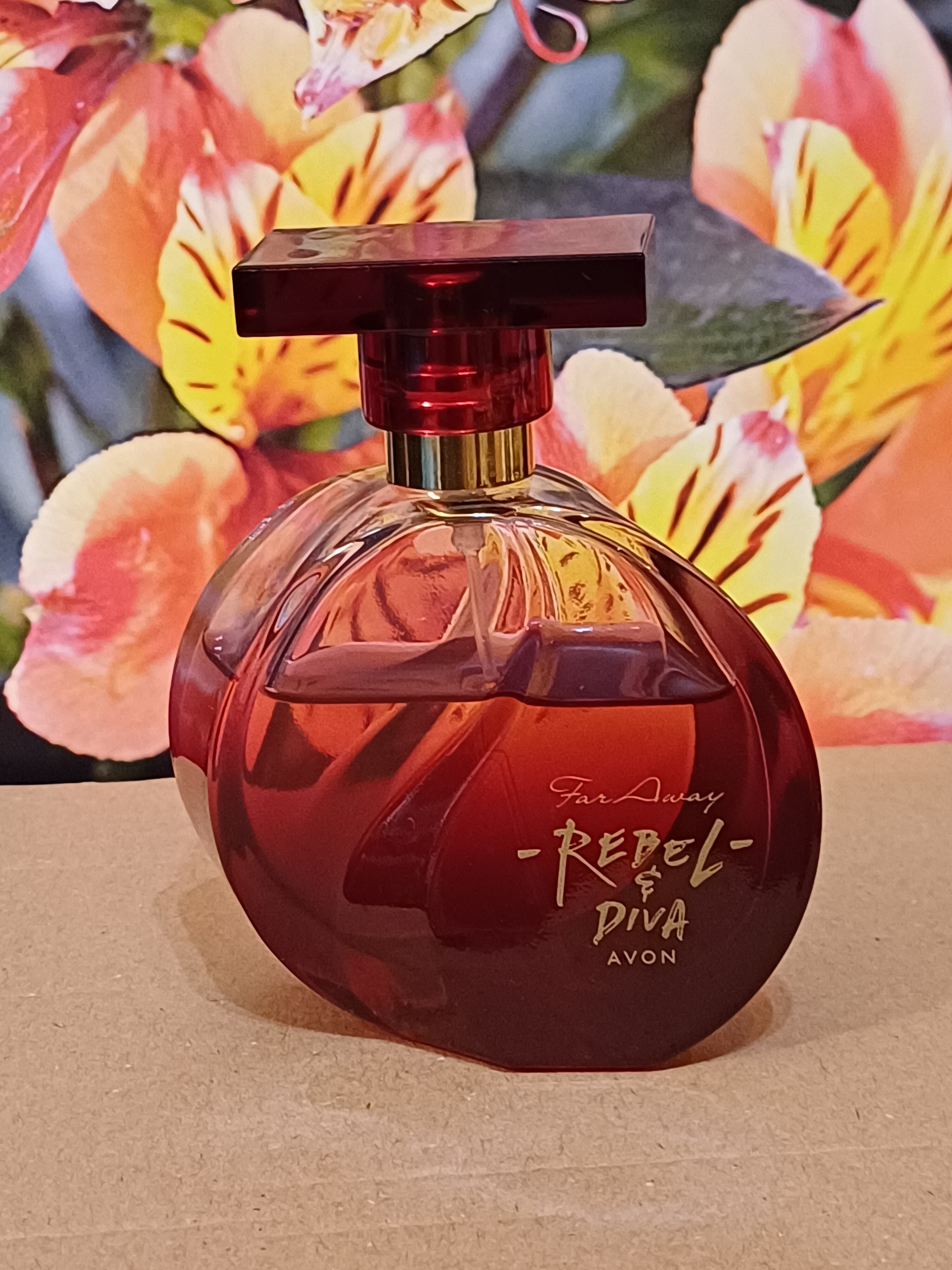 Ritkaság 🌸 Rebel & DIVA AVON