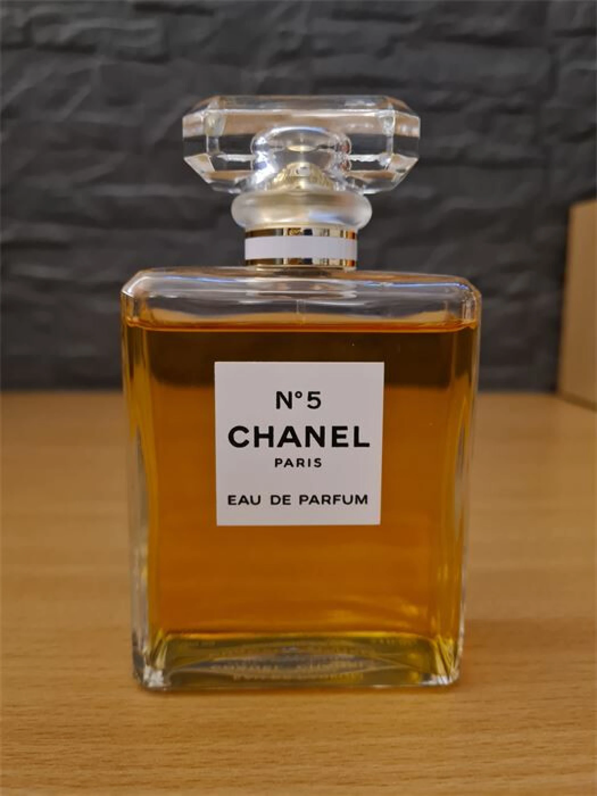 Chanel N°5 parfümszóróban* eladó