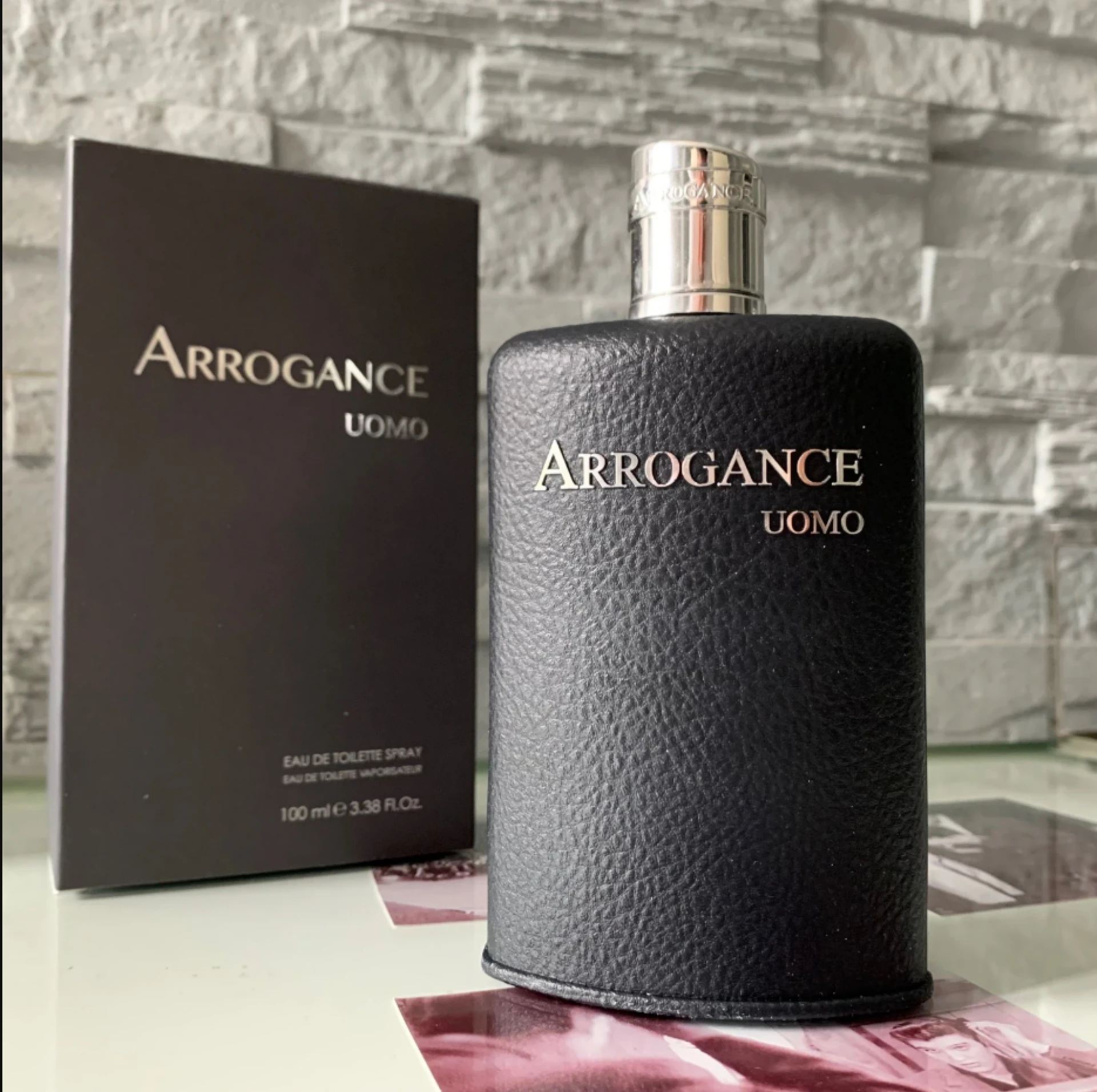 Arrogance Uomo EDT fújósok