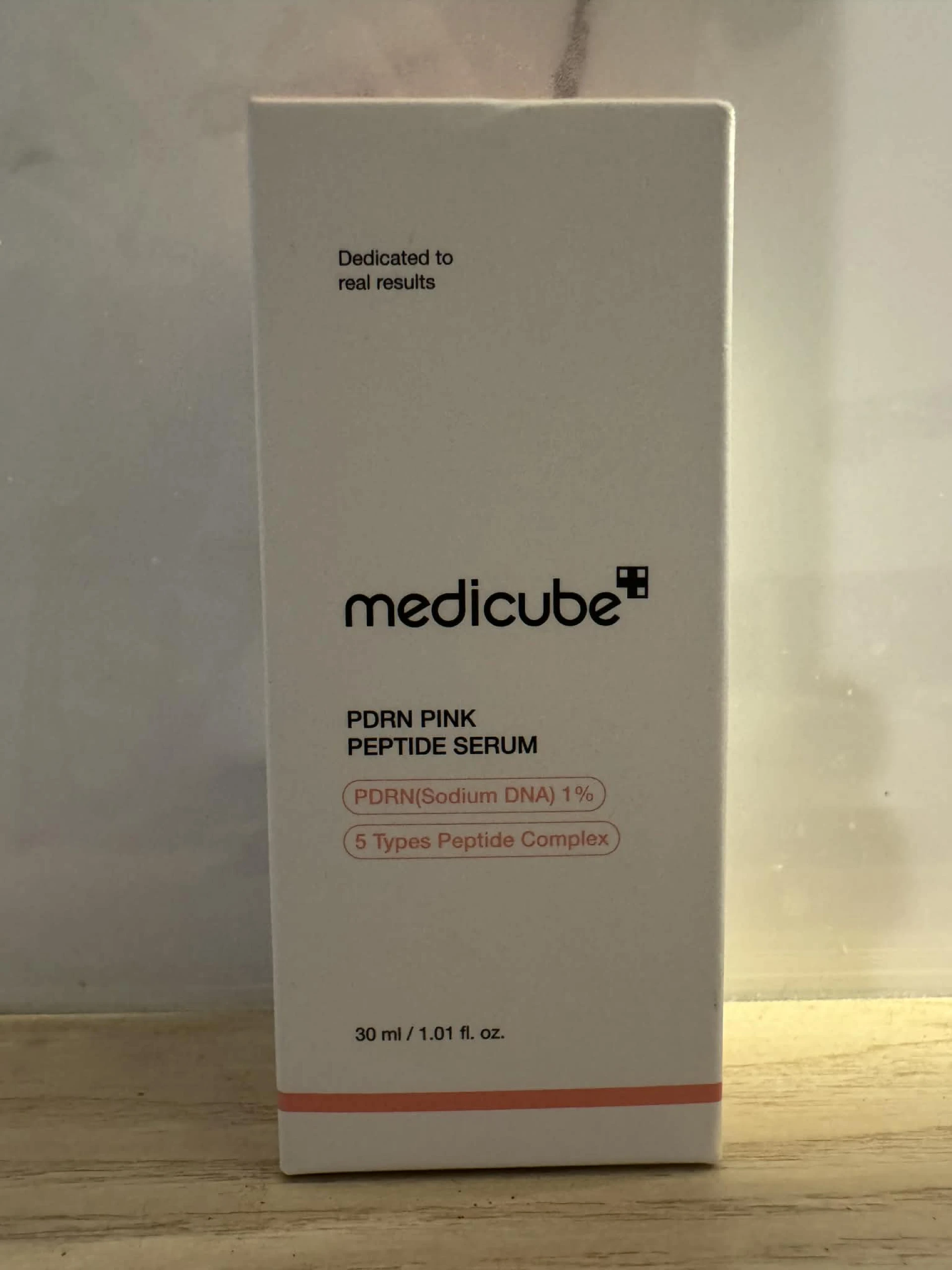 Eladó új, bontatlan Medicube szérum!