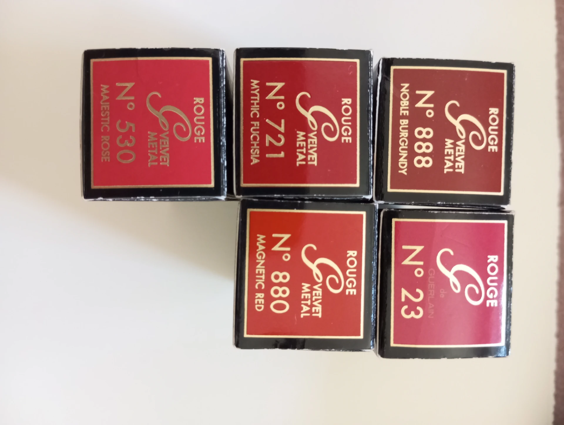 Guerlain Rouge g Velvet Metal