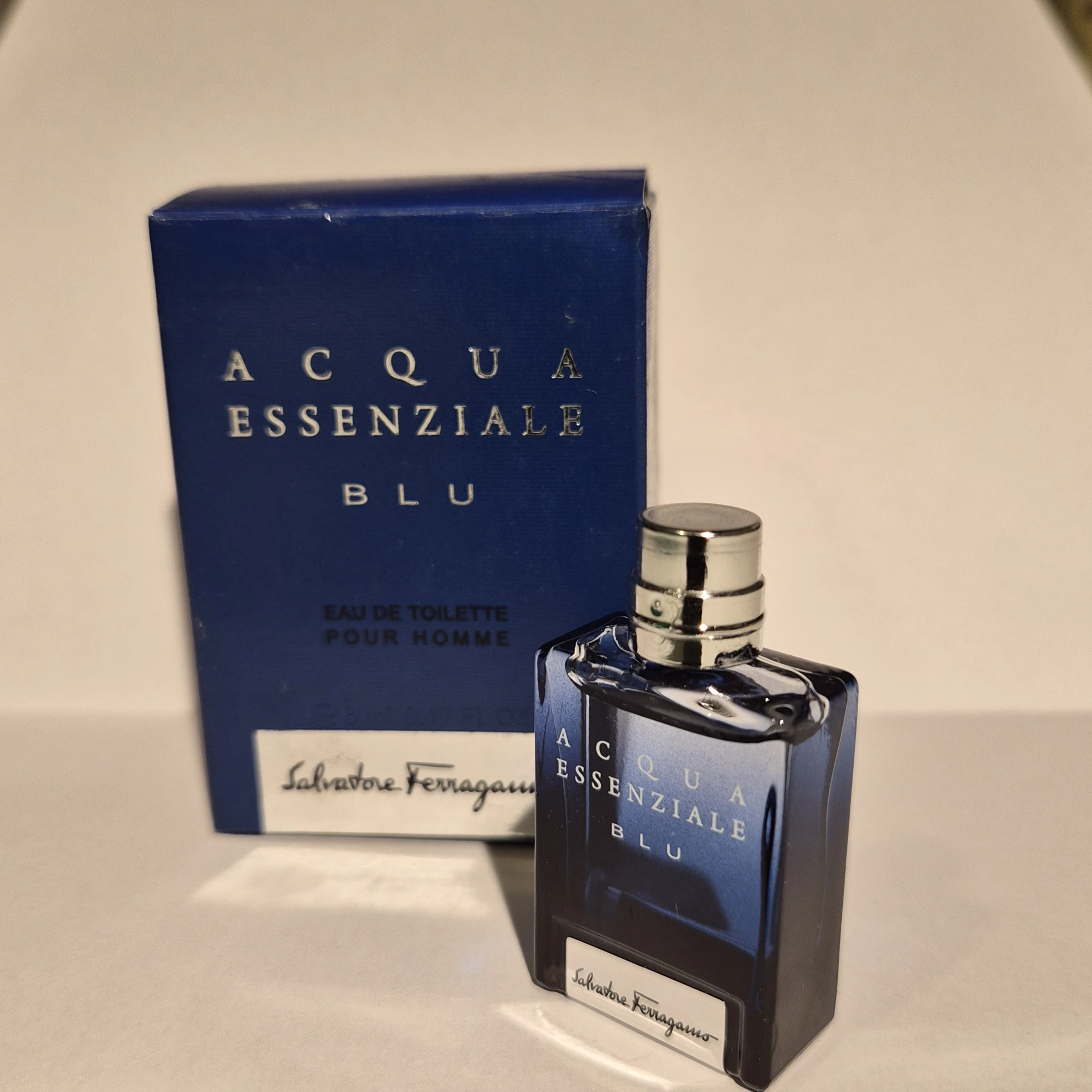 Salvatore Ferragamo Acqua Essenziale Blu