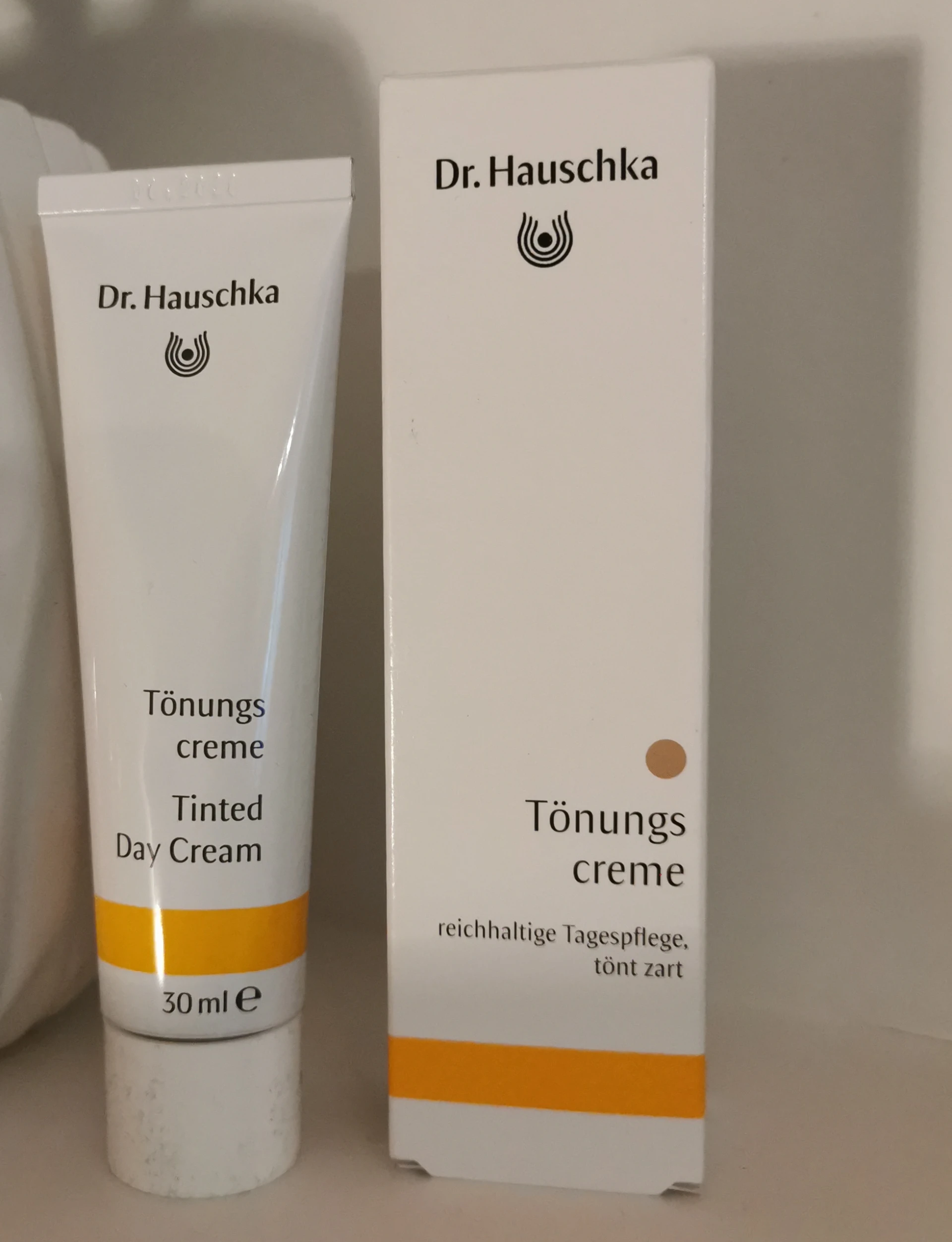 Dr Hauschka Színezett Nappali Krém