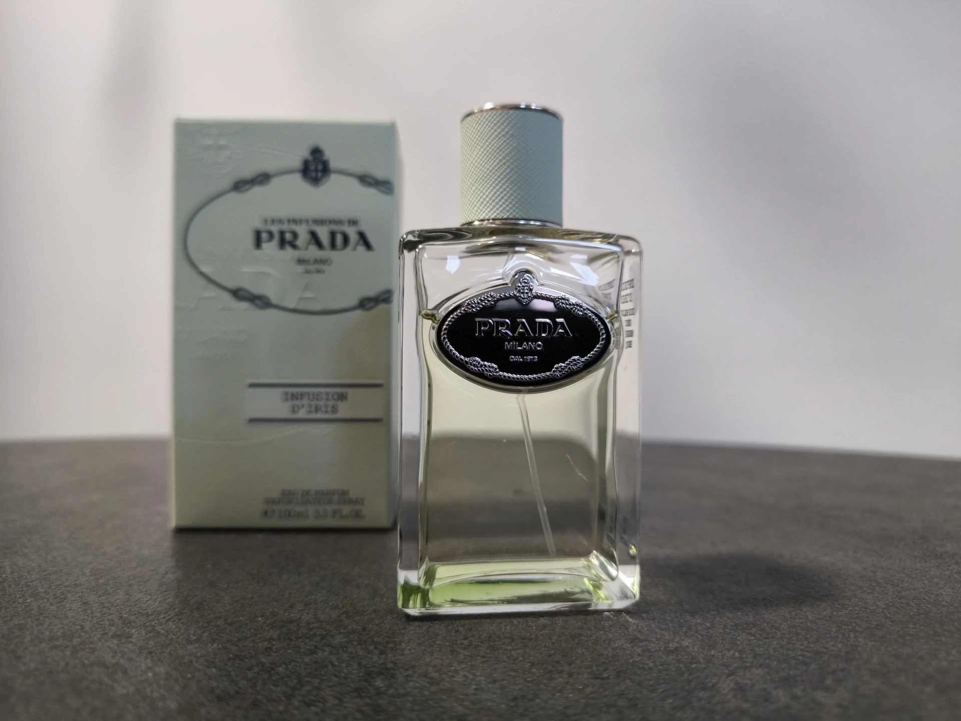 Prada Infusion d'iris üvegében eladó