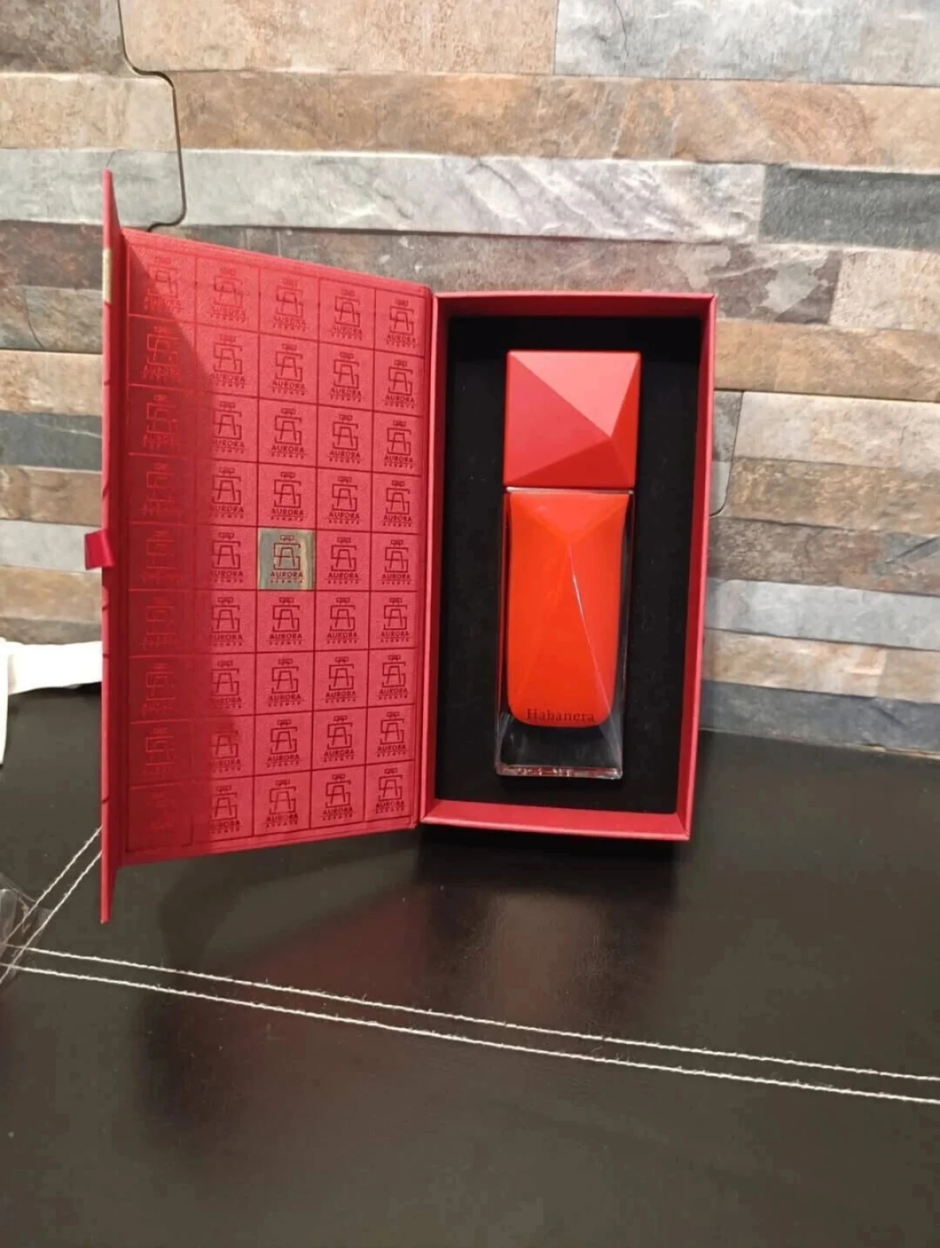 Aurora Habanera Red edp