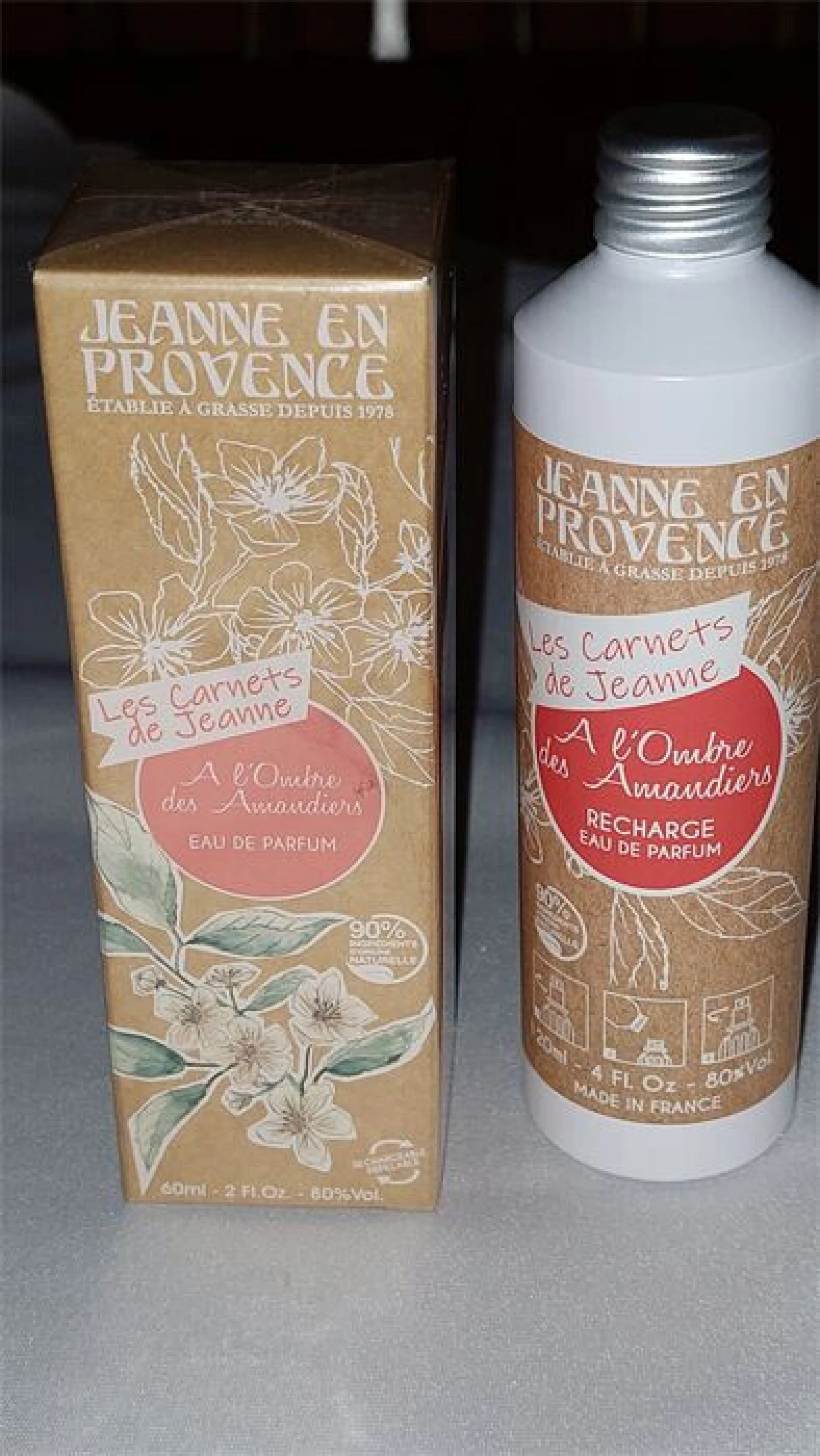 Jeanne en Provence les Carnets de Jeanne A L'ombre des Amandiers + Velvet