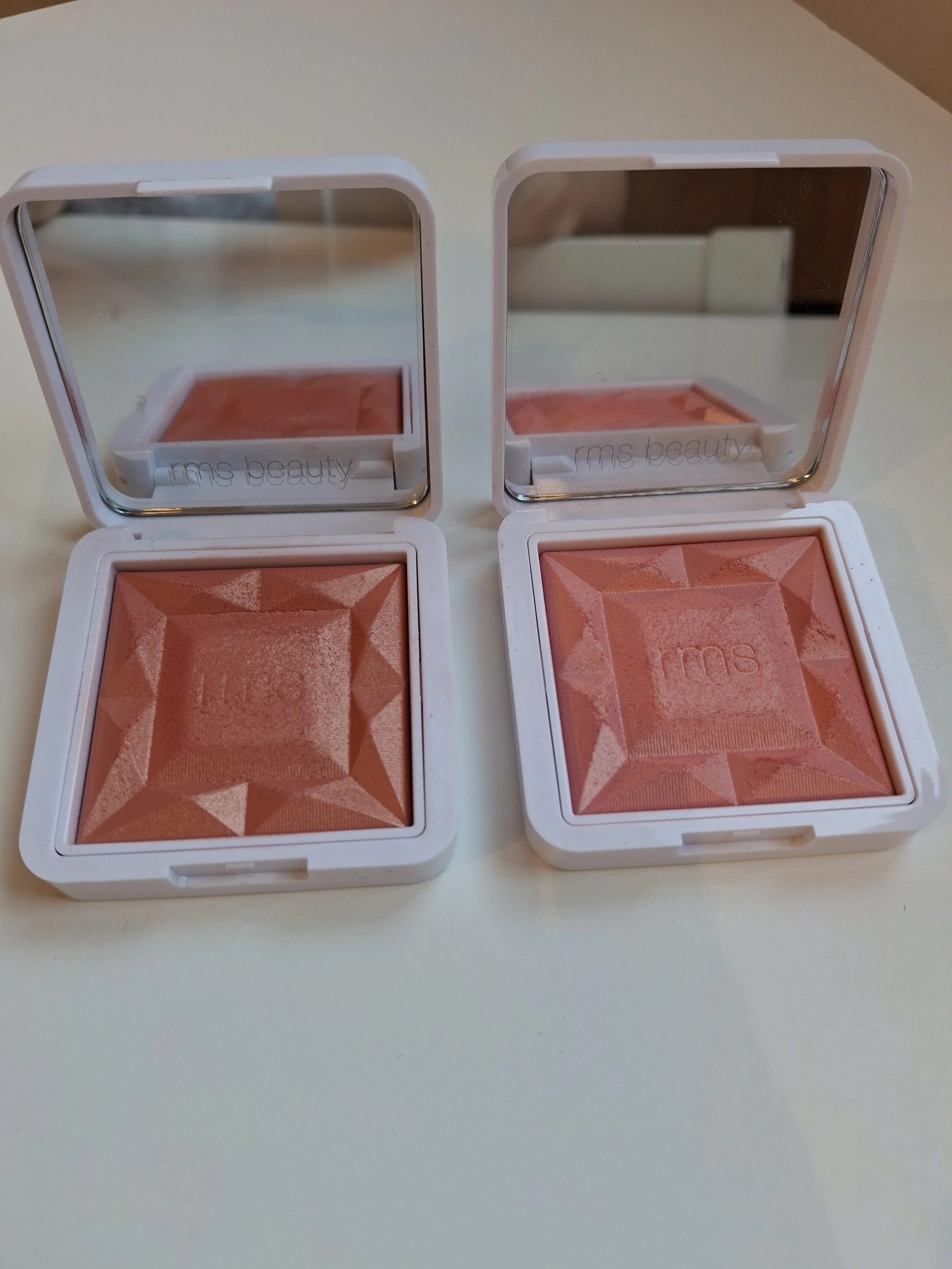 RMS Beauty Redimension Hydra powder blush