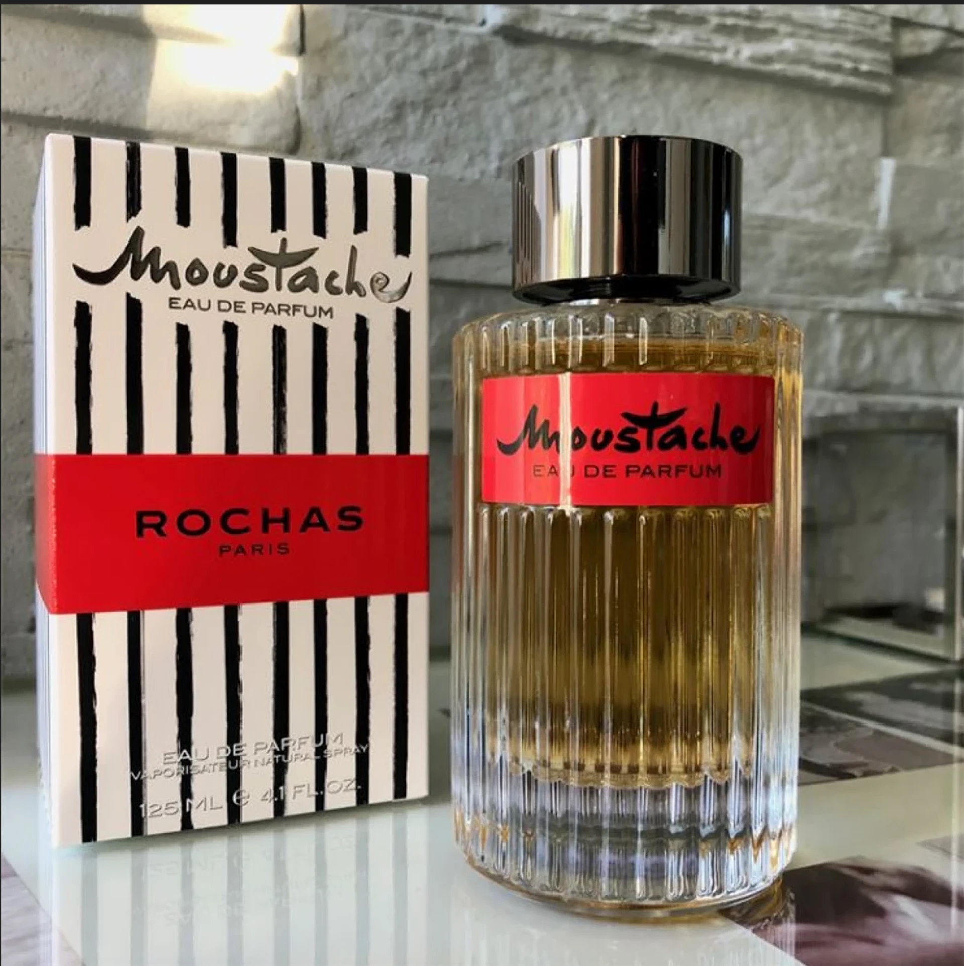 Rochas Moustache EDP fújósok (Yves Saint Laurent Tuxedo klón)