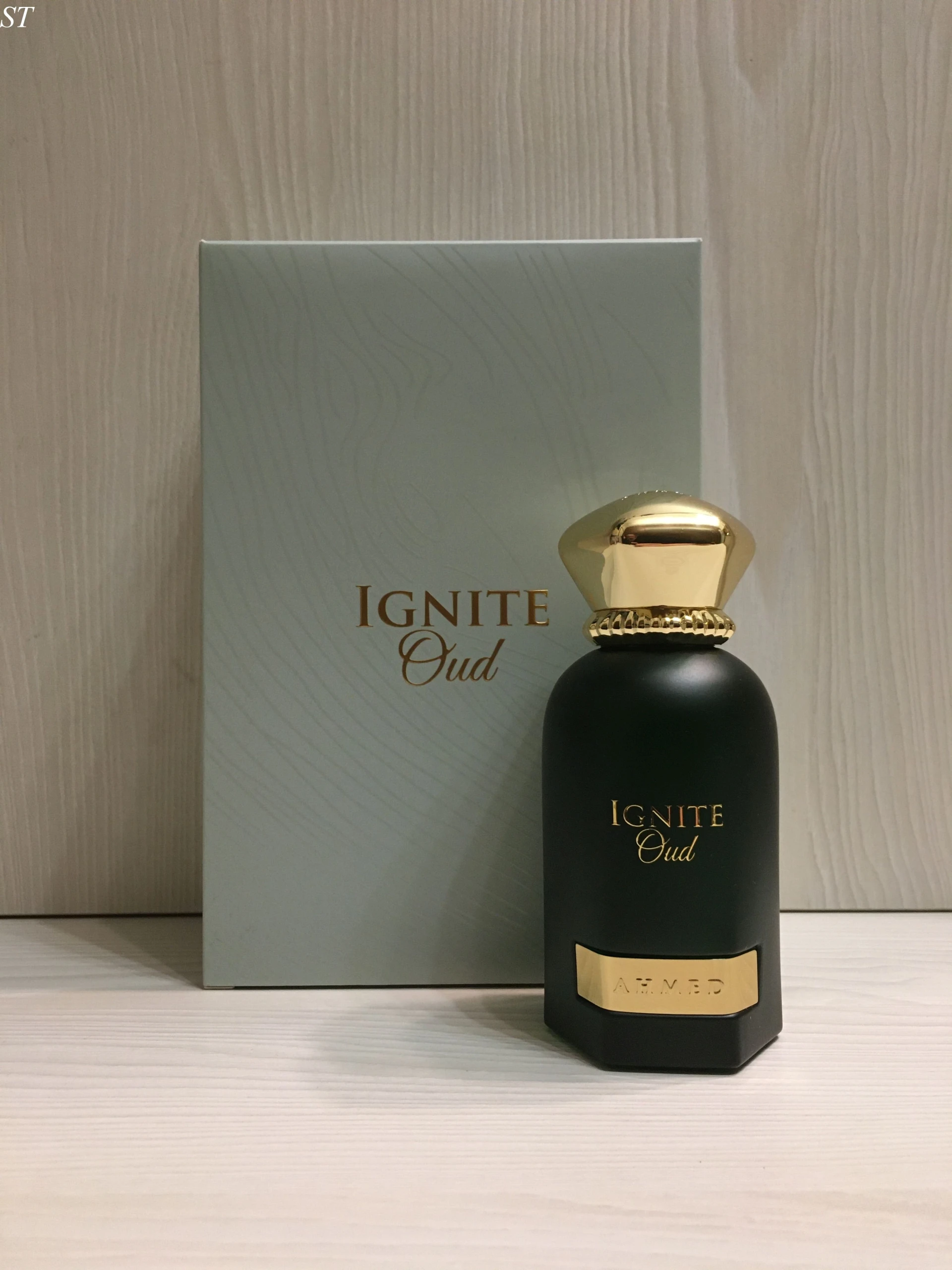 Ahmed Al Maghribi Ignite Oud EDP - fújós