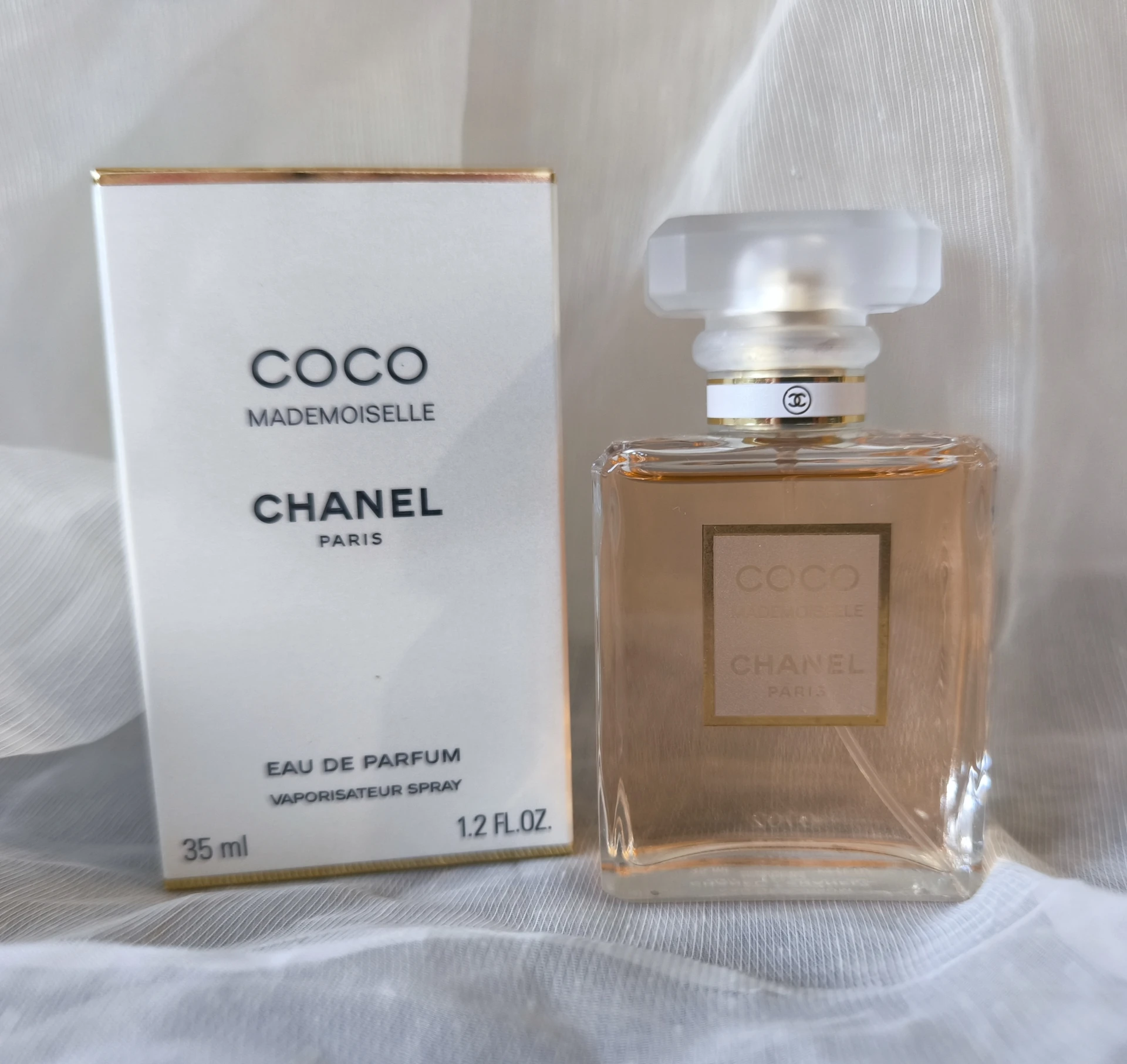 Coco Mademoiselle EDP üvegében