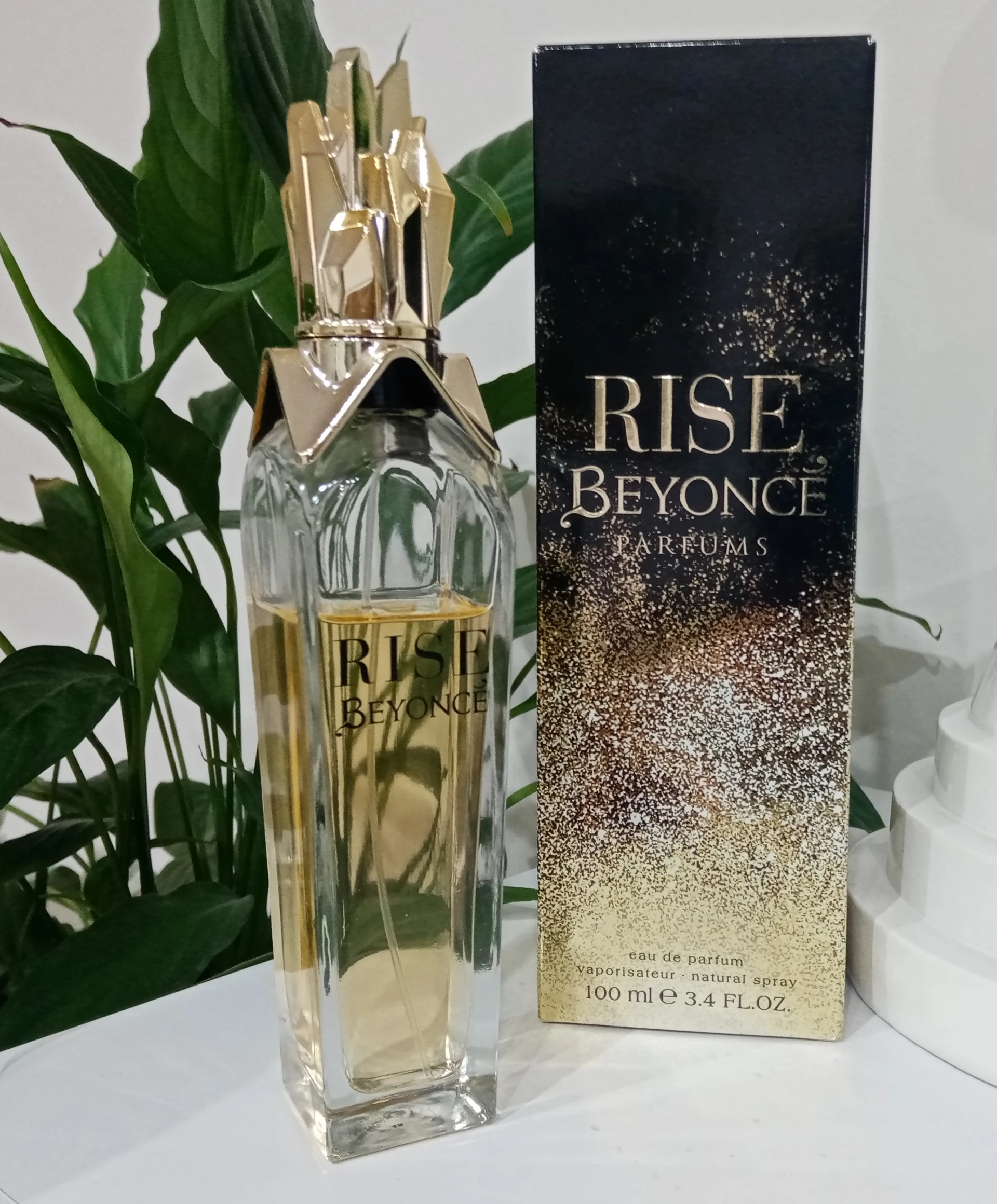 Ritkaság! BEYONCÉ RISE