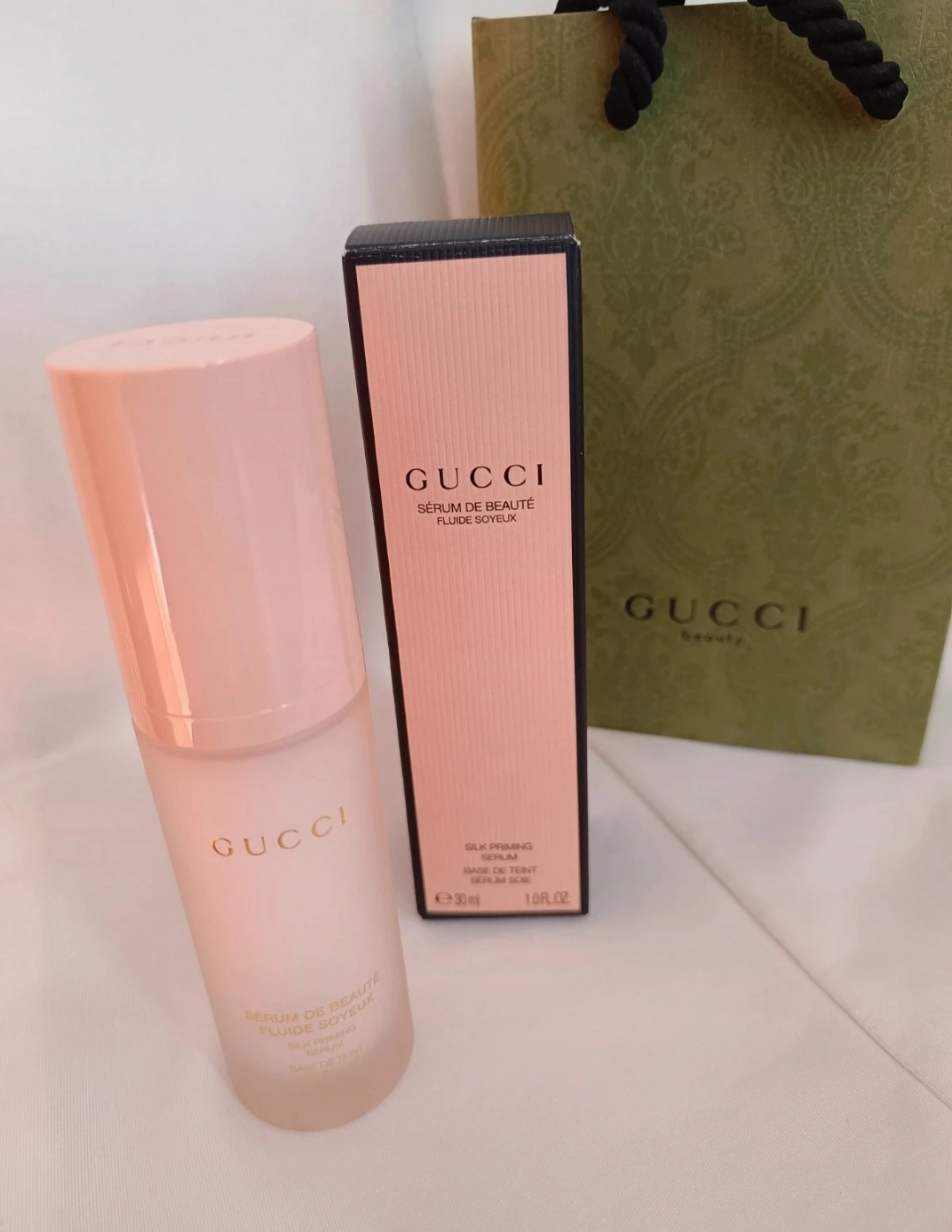 Gucci Sérum De Beauté primer