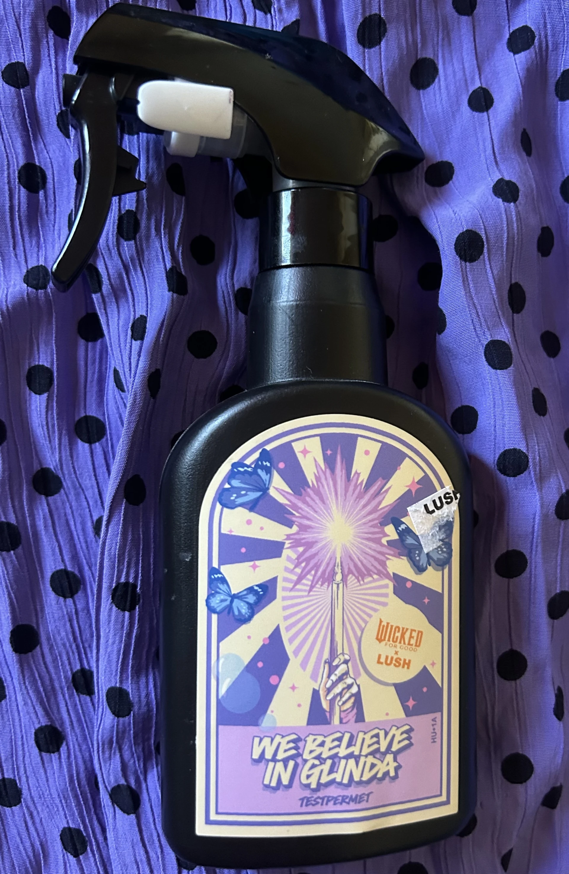 Lush we believe in Glinda body spray