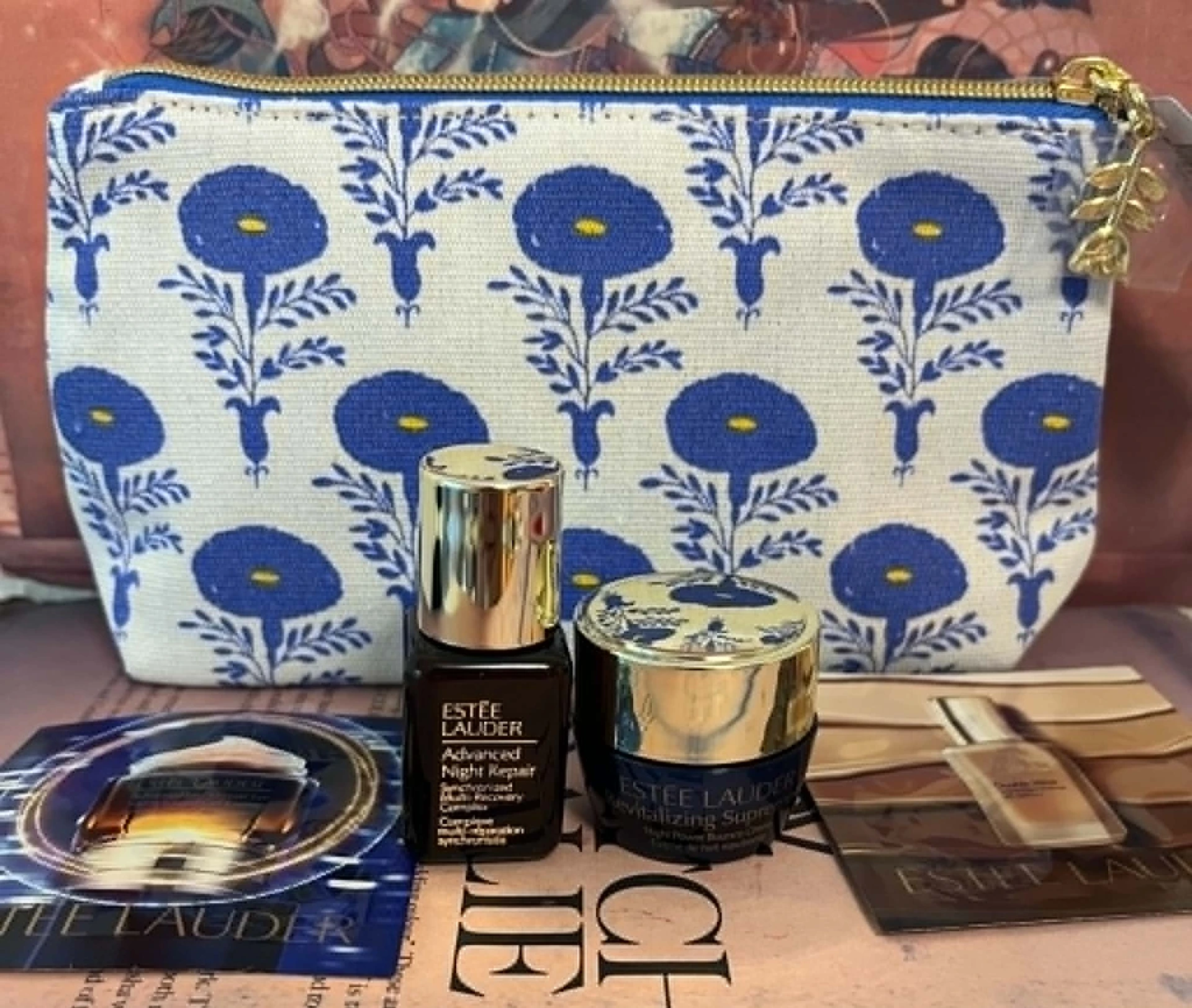 Revitalizing Supreme+ Night Power Bounce Creme arcápoló krém mini szetben
