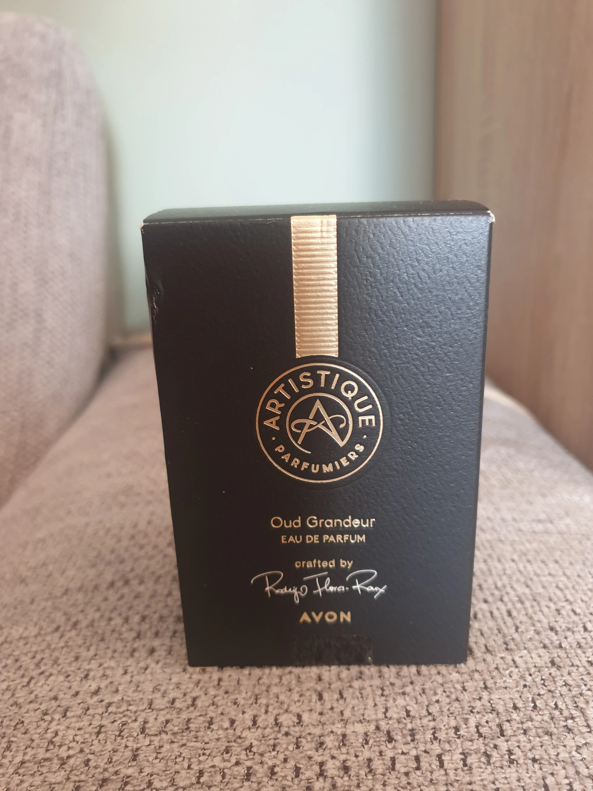 Avon Oud Grandeur