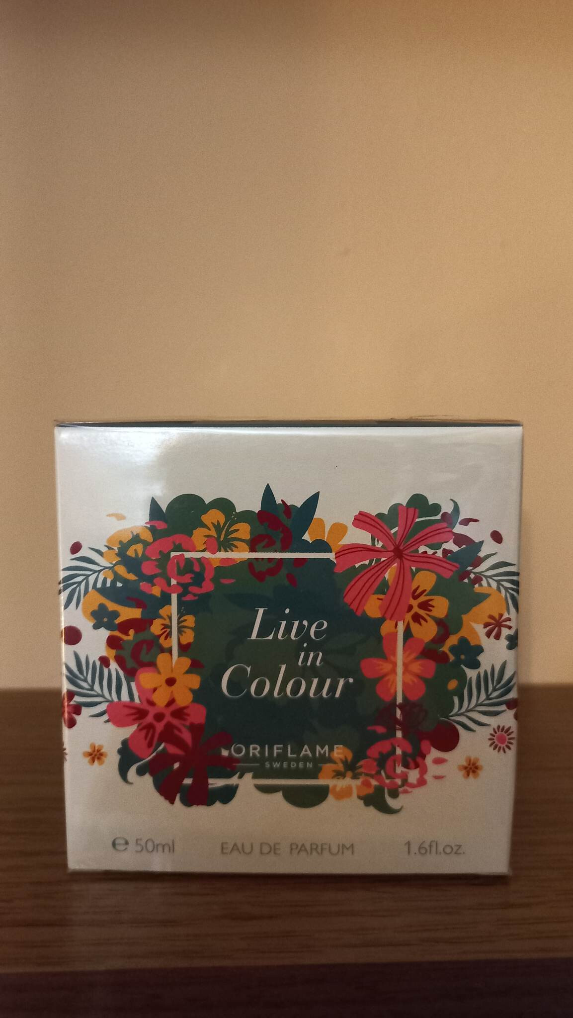 Oriflame Live In Colour