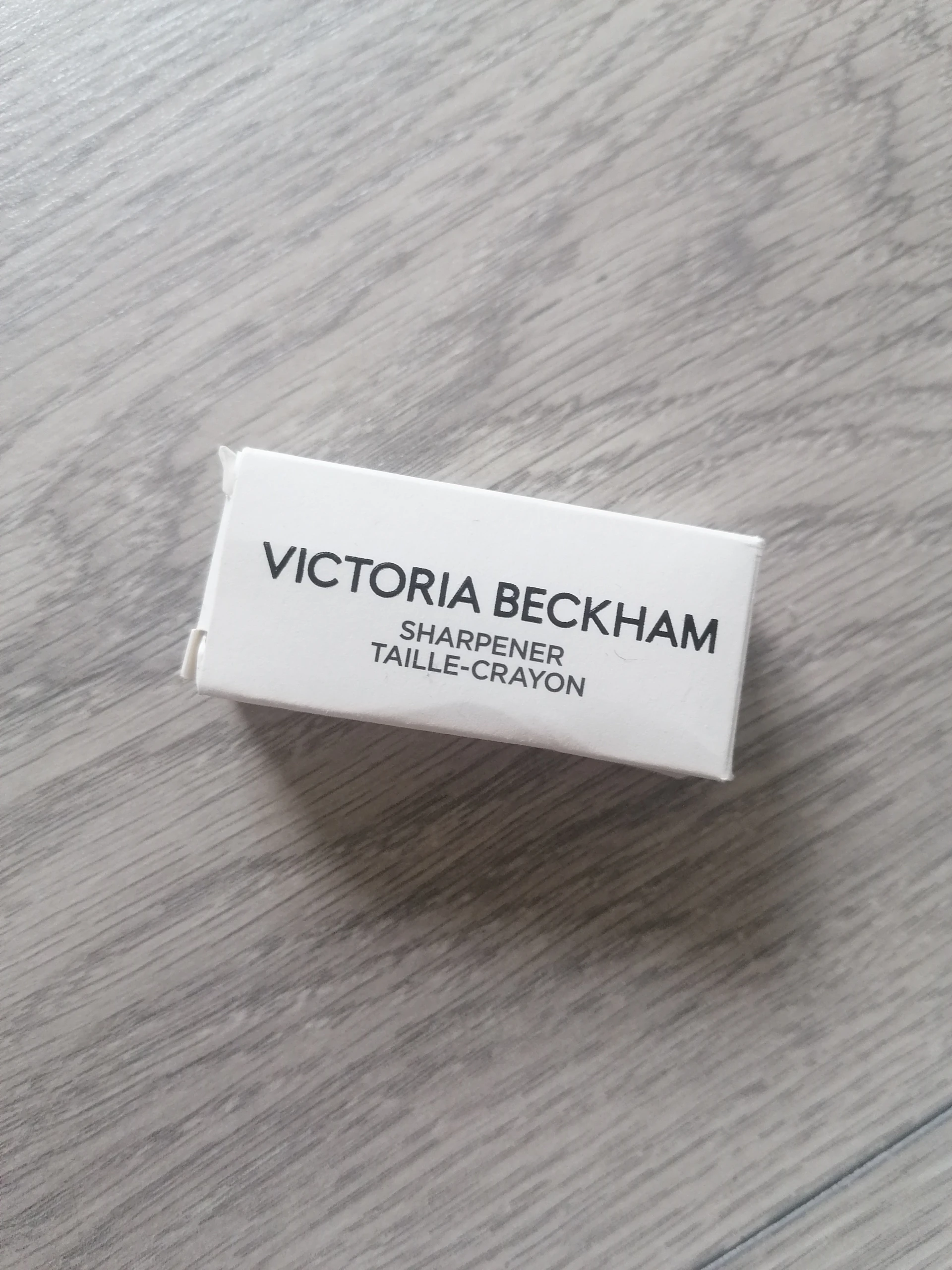 Victoria Beckham Beauty hegyező
