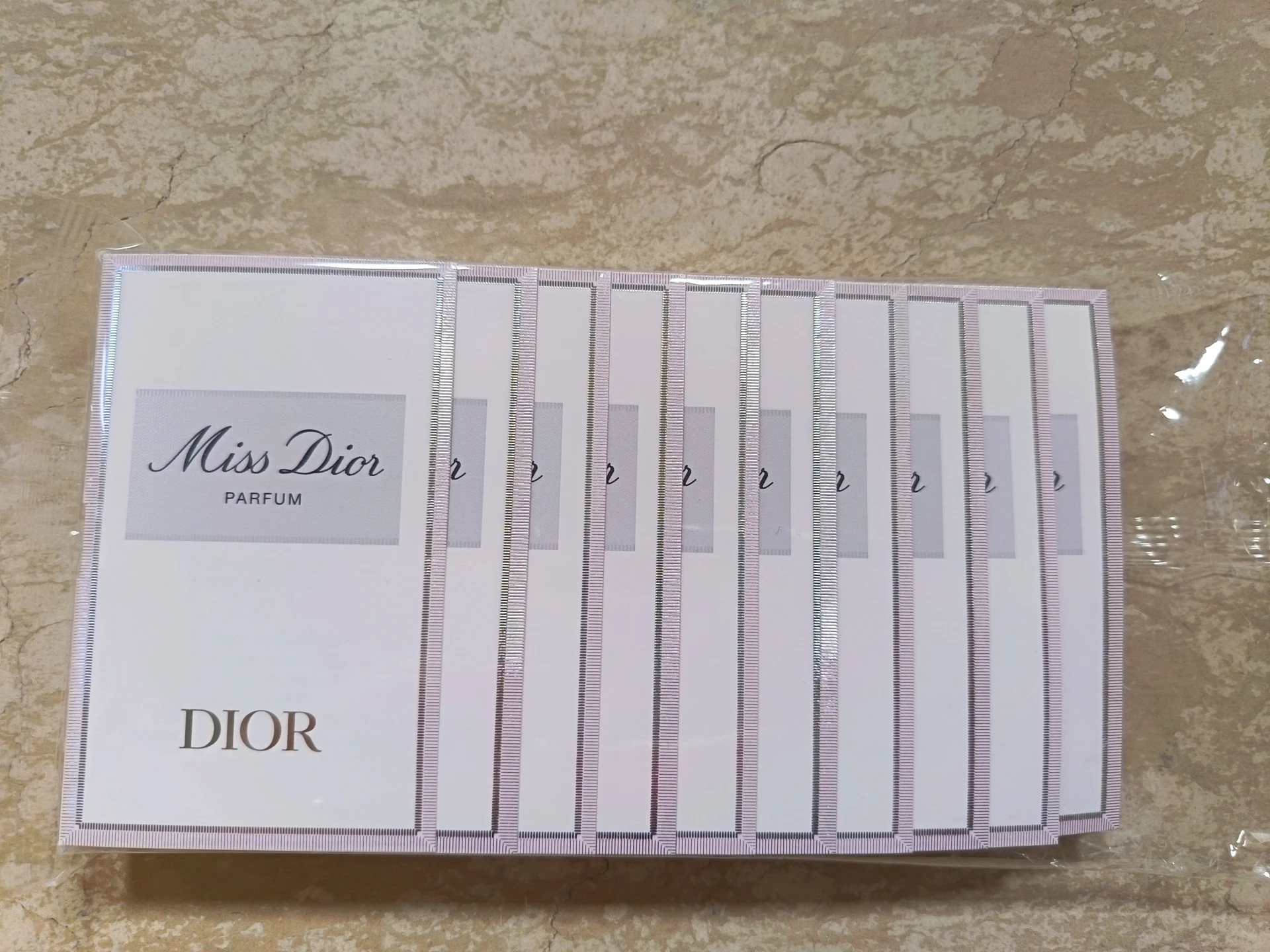 Dior Miss Dior Parfum mintacsomag