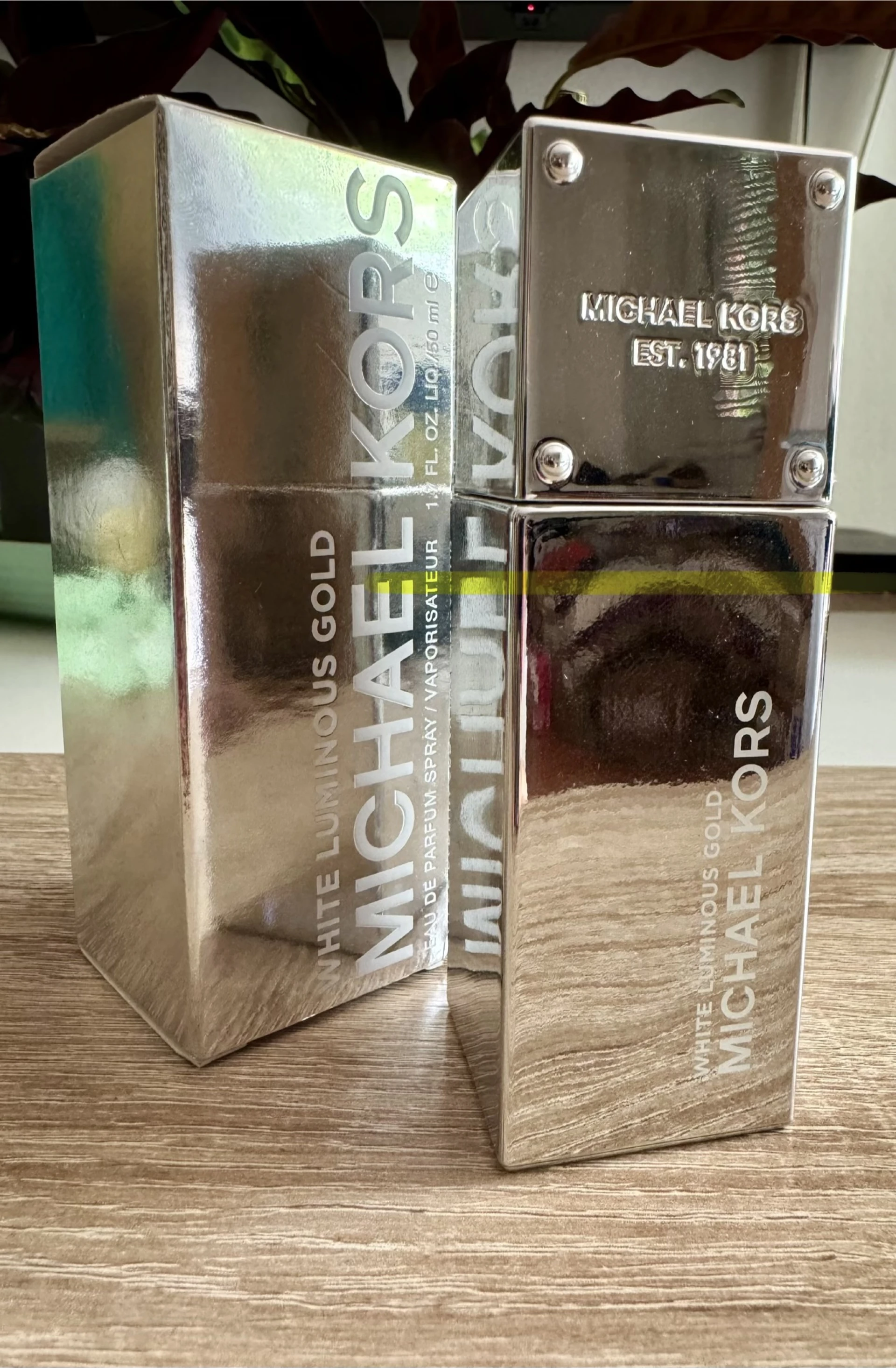 Üvegében, Michael Kors White Luminous Gold