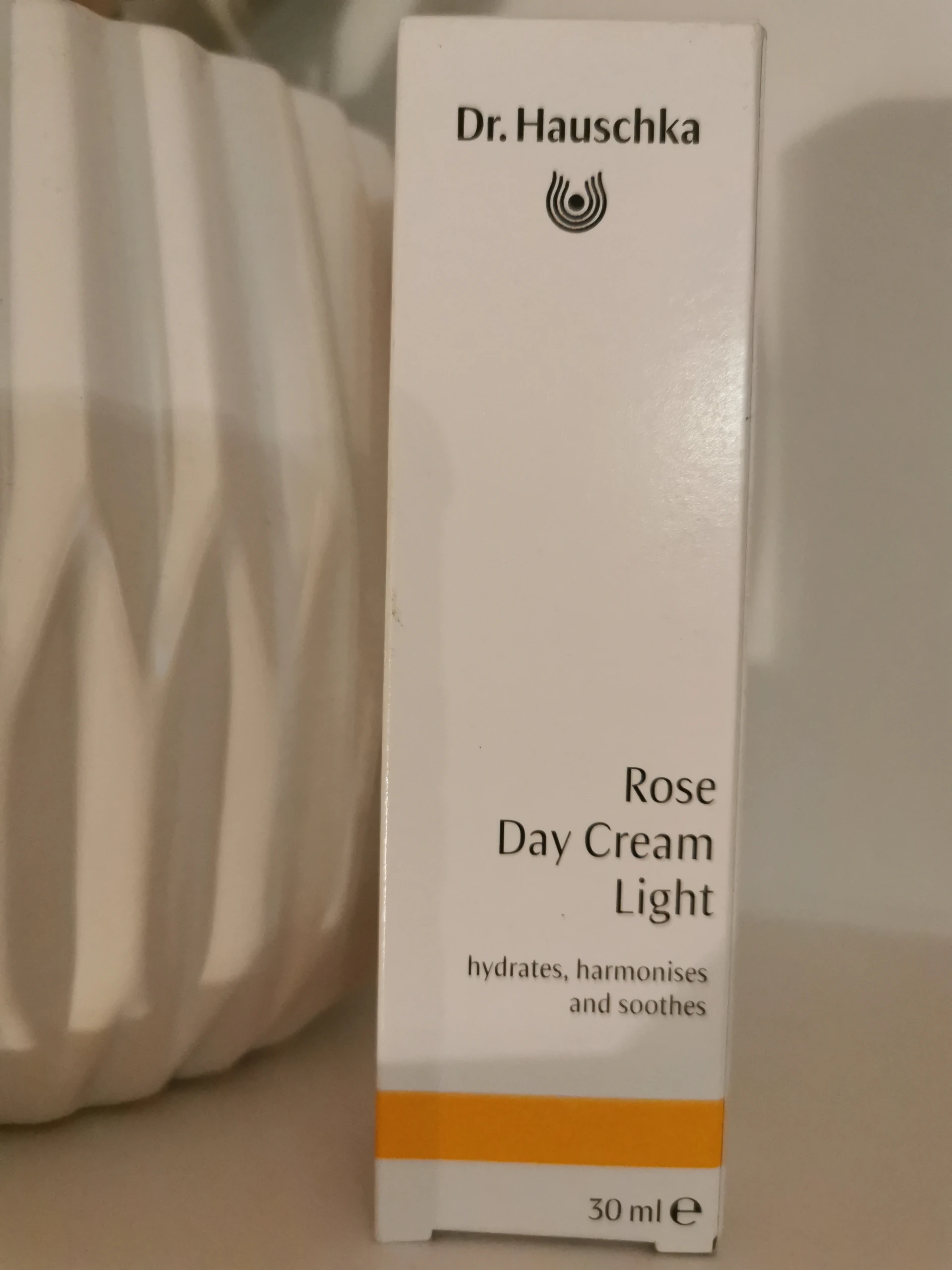 Dr. Hauschka Könnyű Rózsa Krém