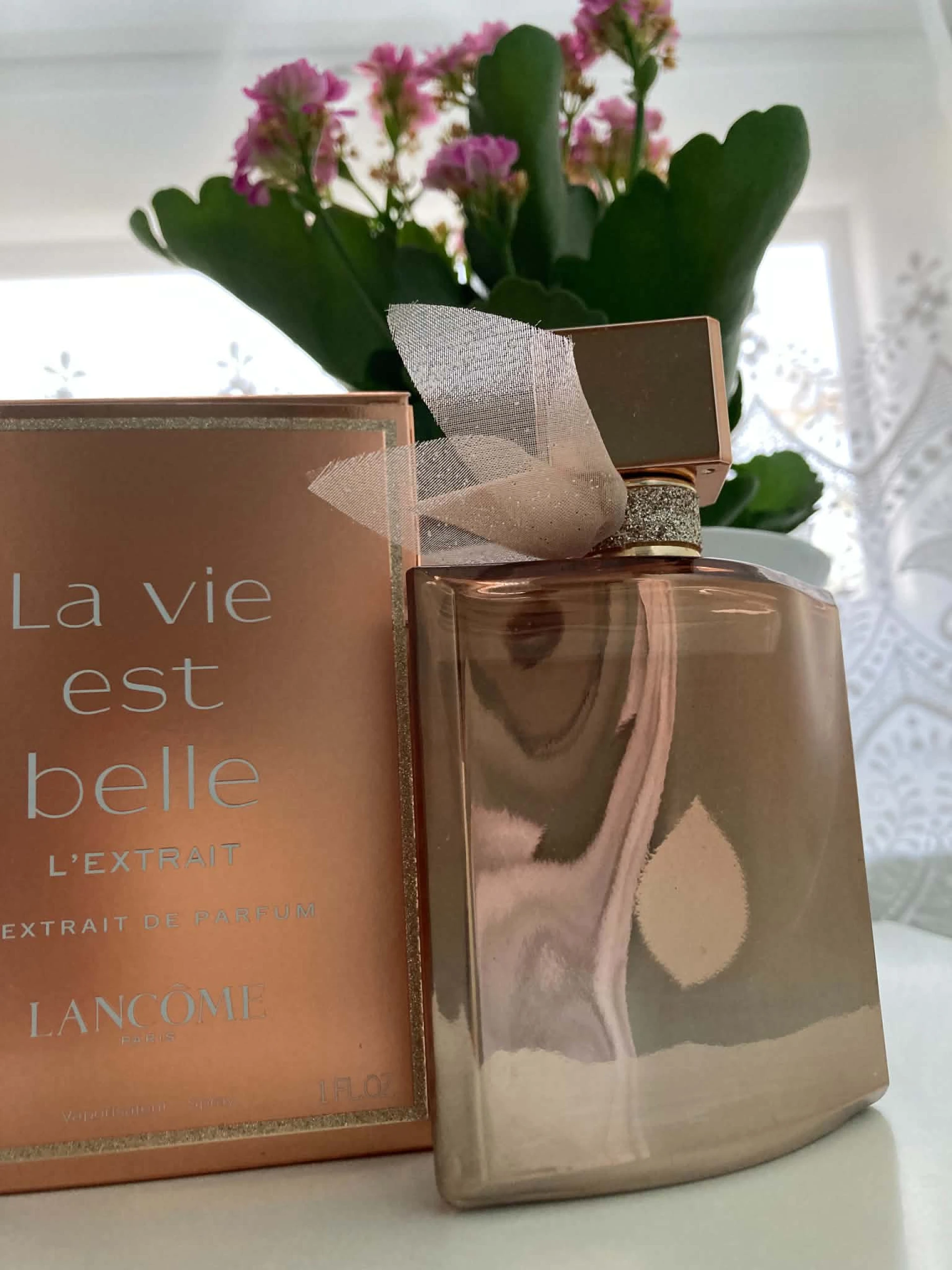 dekant - Lancôme La Vie Est Belle L’Extrait