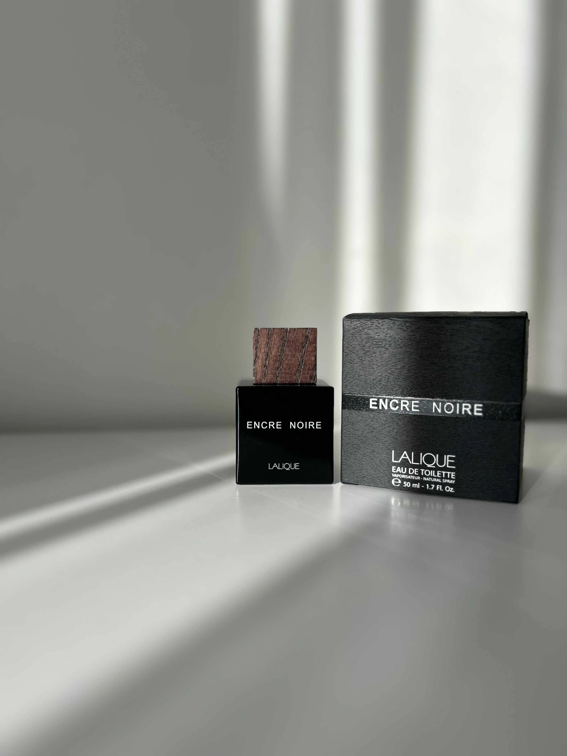 Lalique Encre Noire EDP Dekant