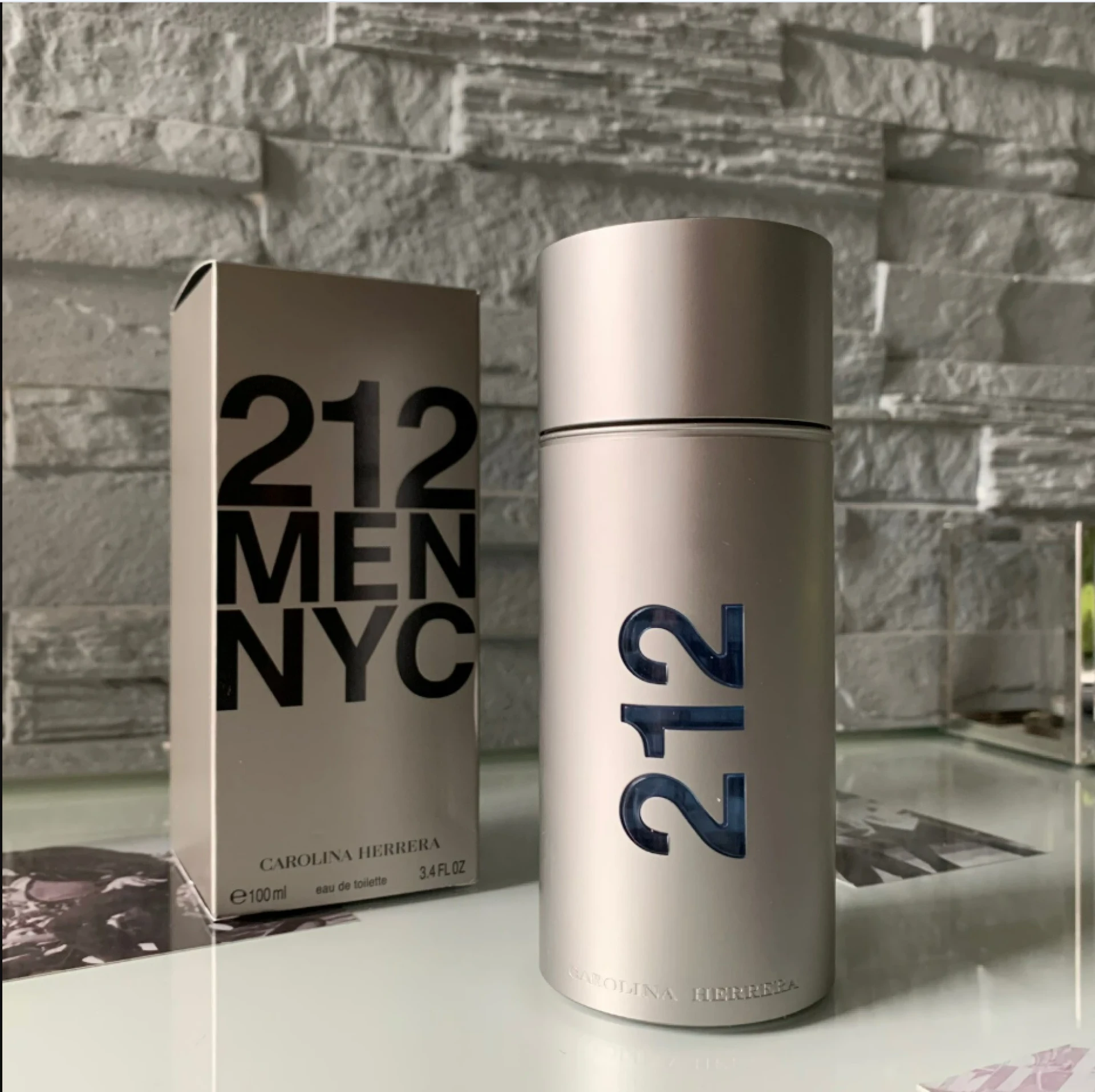 Carolina Herrera 212 Men fújósok