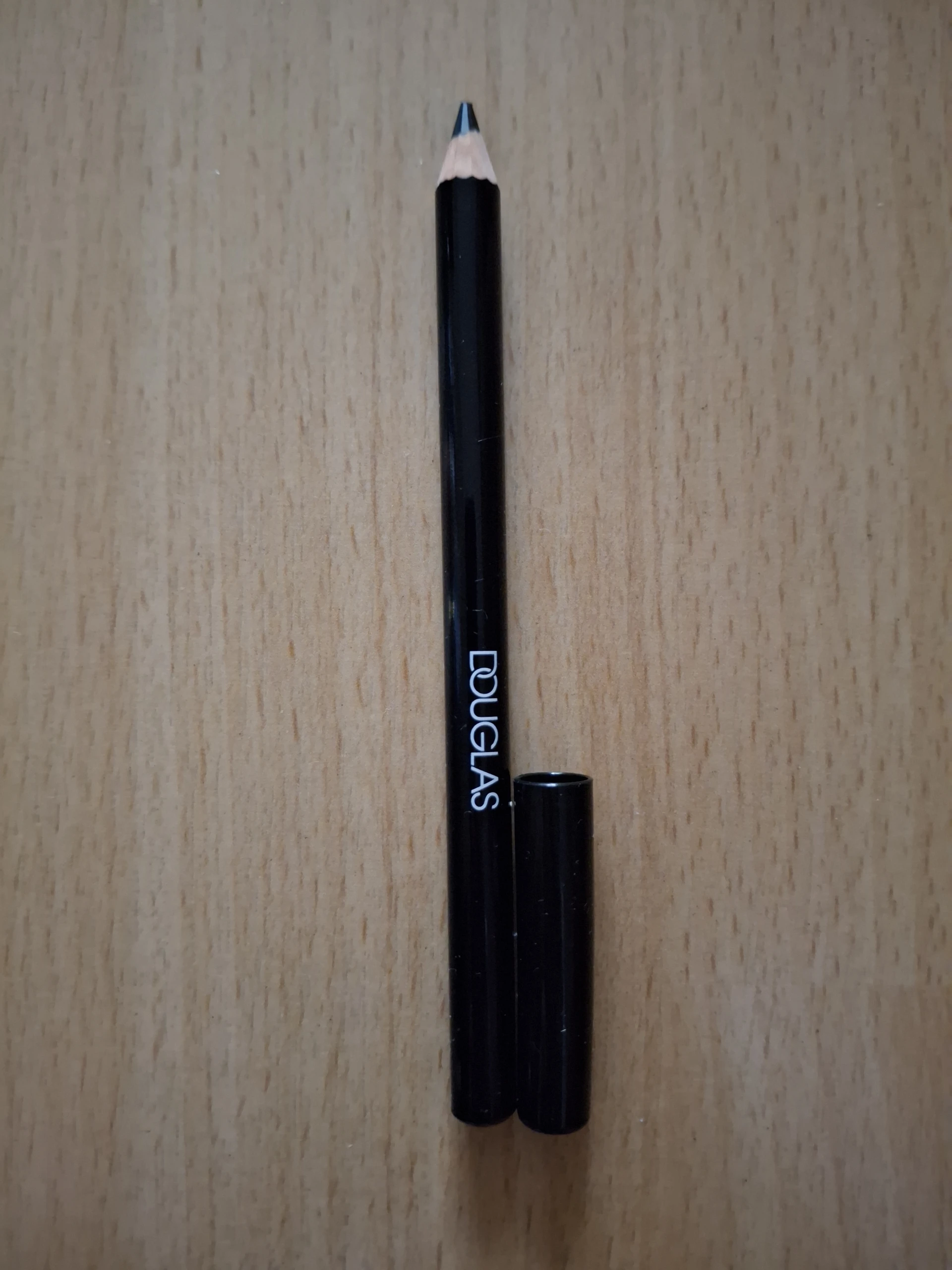 Douglas Intense Kohl Pencil Szemceruza