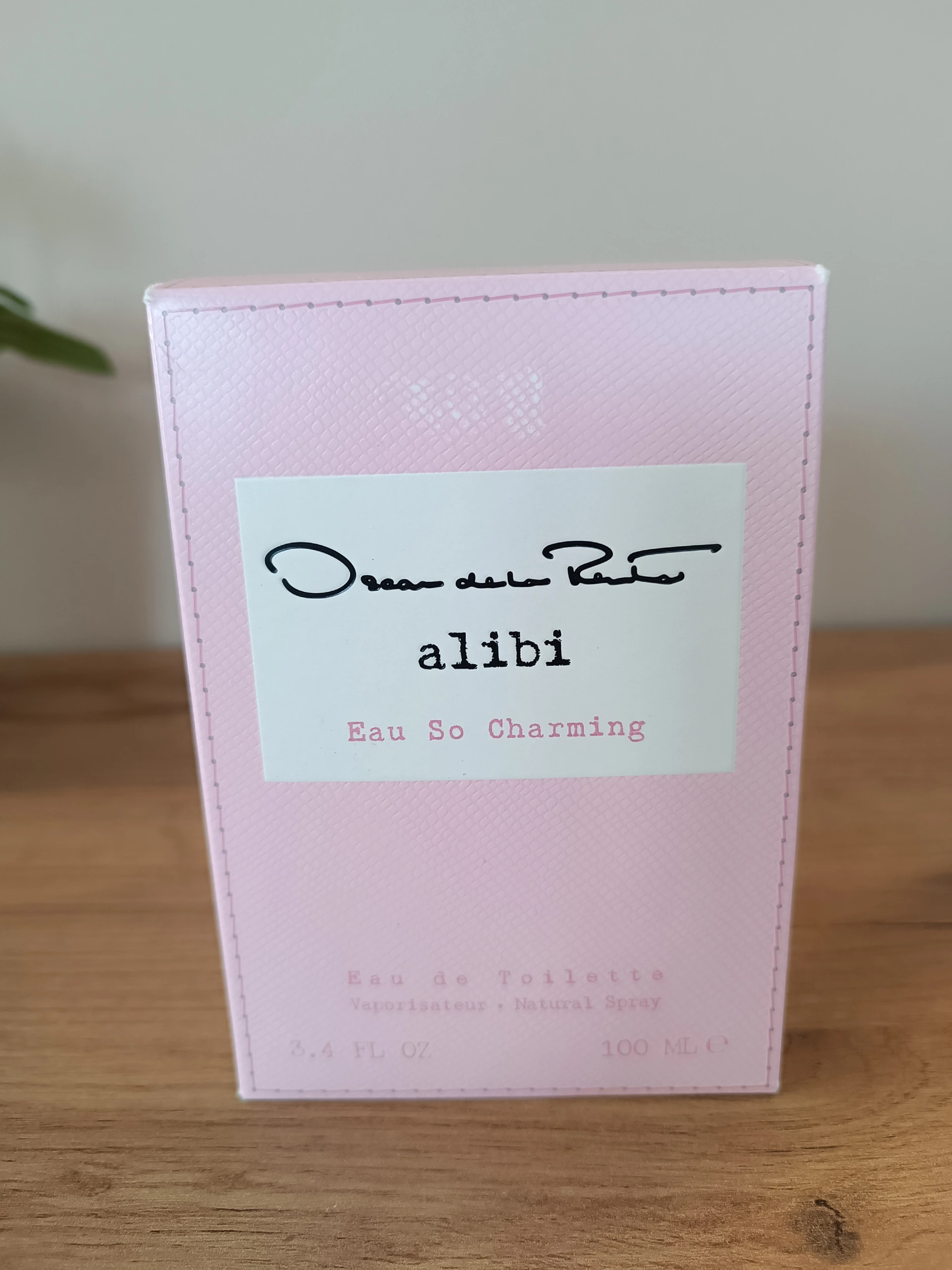 Oscar De La Renta Alibi Edp