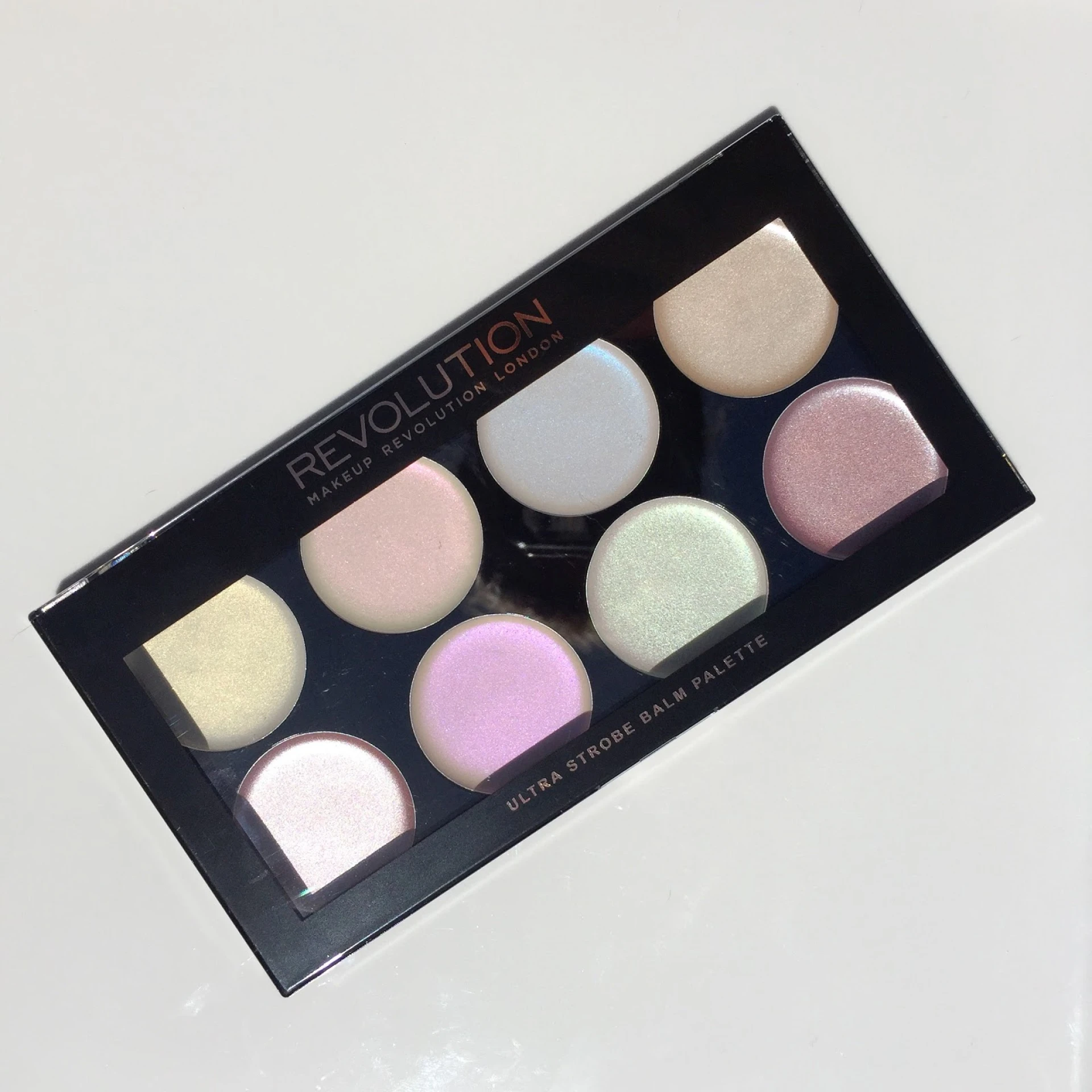 Bontatlan, új Revolution highlighter paletta