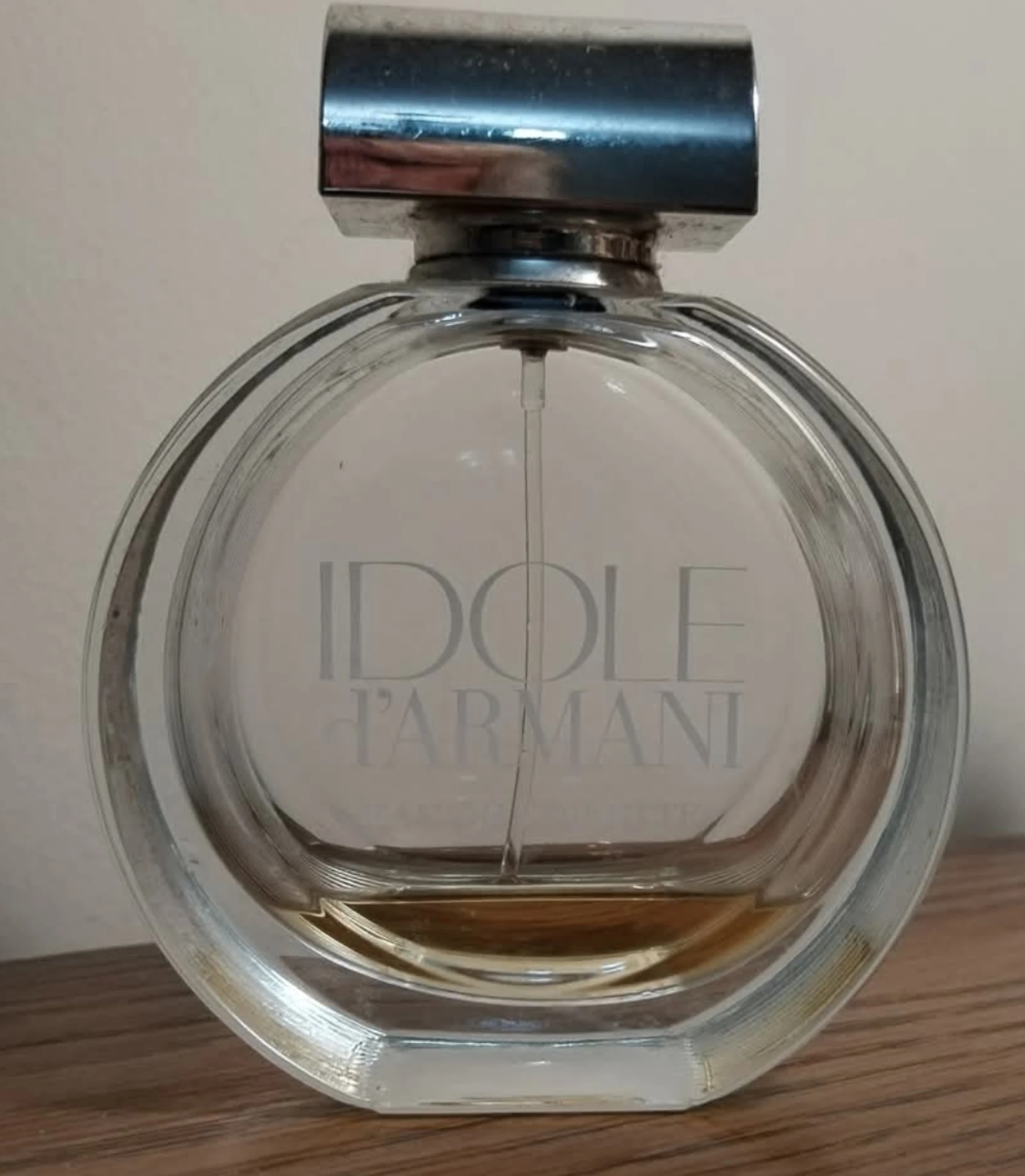 RITKA ! Armani d'Idole EDT üvegében