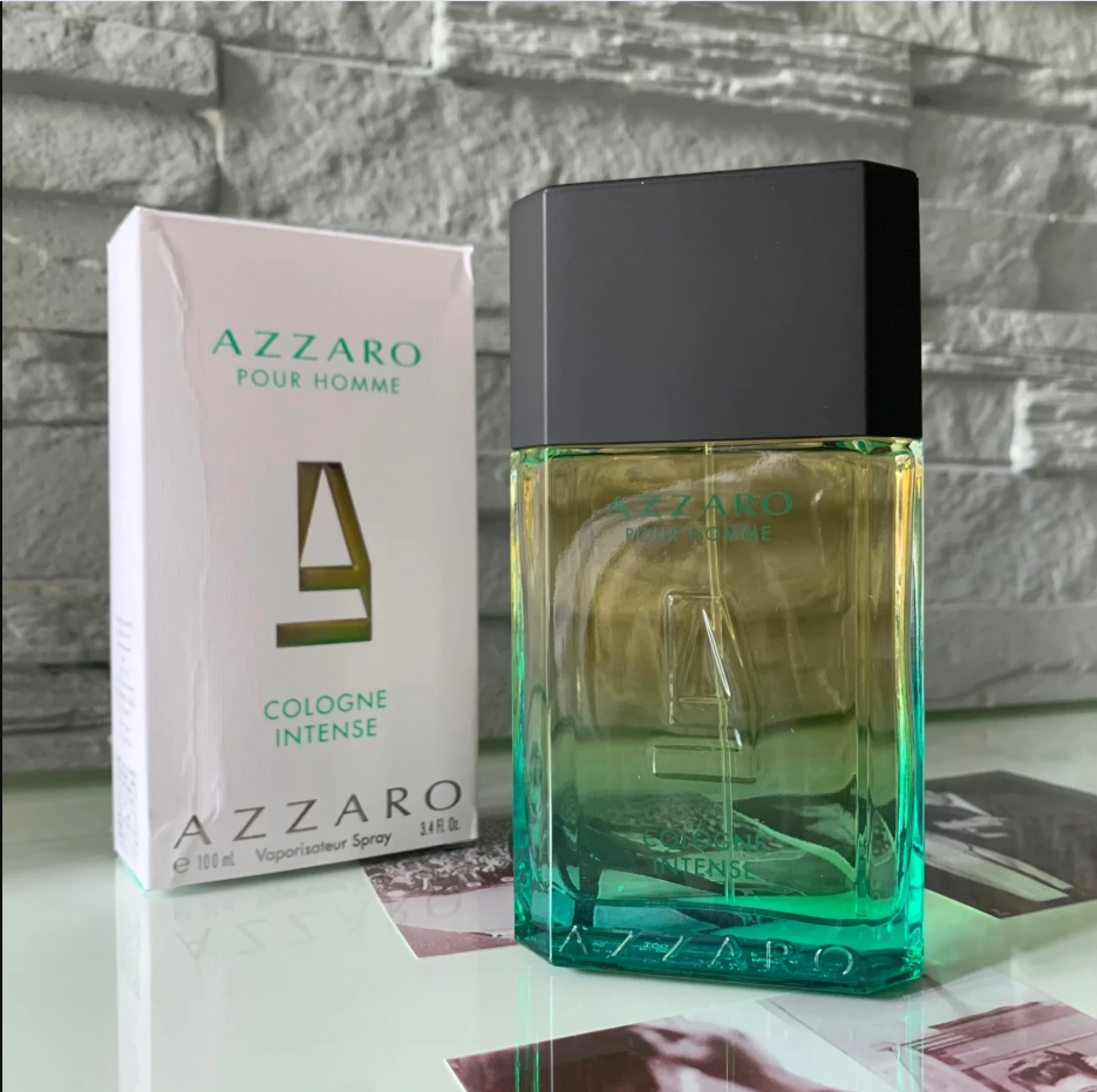 Azzaro Pour Homme Cologne Intense fújósok