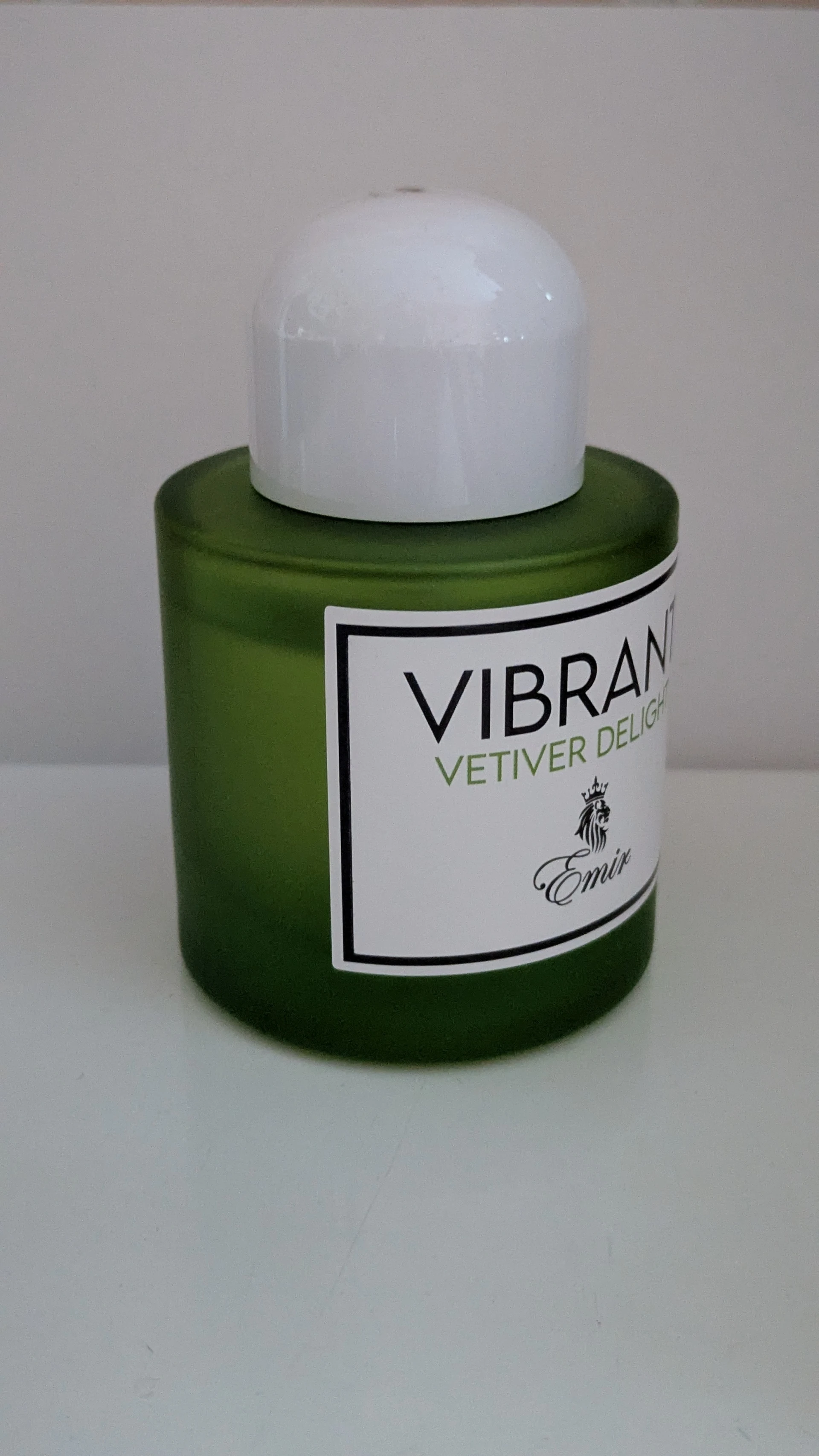 Paris Corner Emir Vibrant Delight EDP