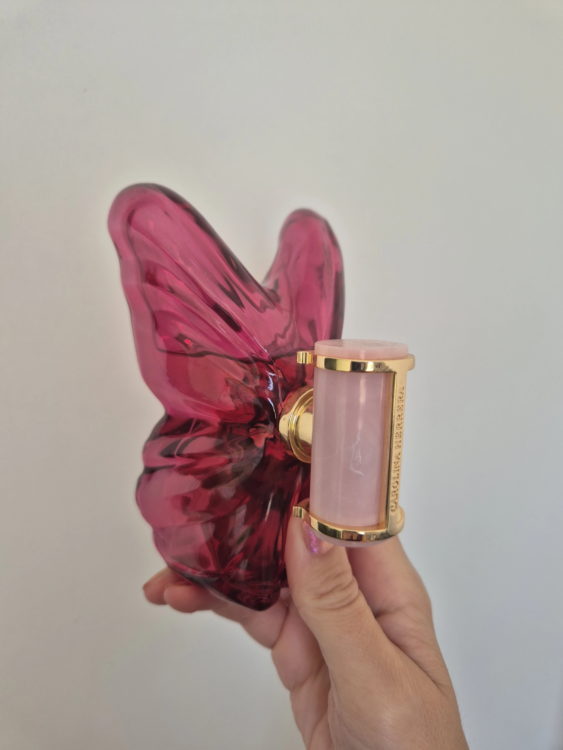 💣🦋 Carolina Herrera La Bomba fújósok